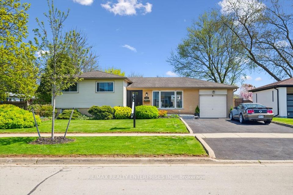 413 Yale