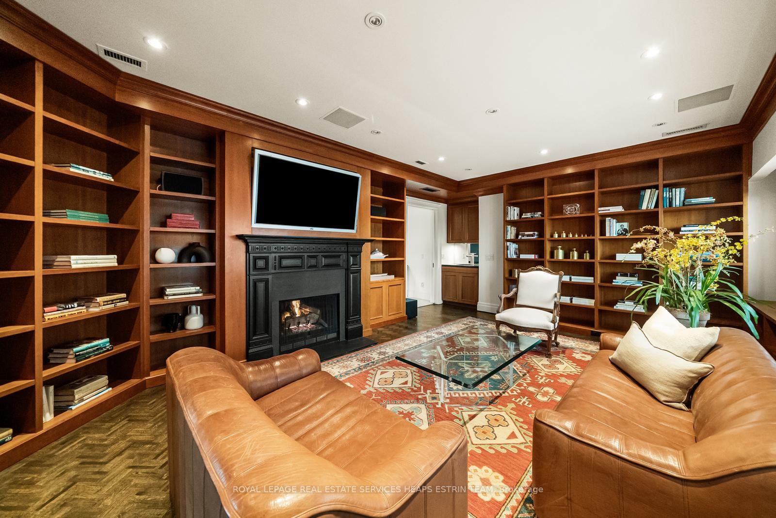 2 Lynwood Avenue, #PH1