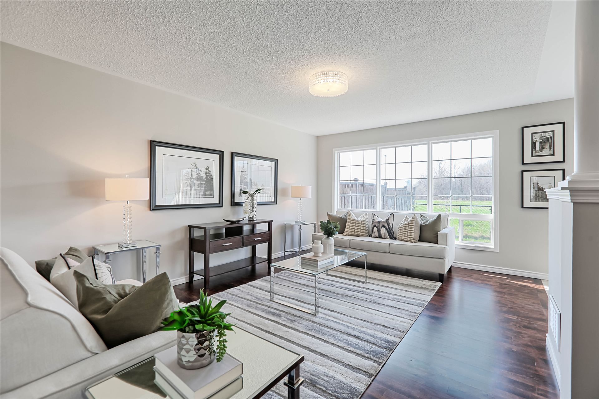 834 Mckay Crescent
