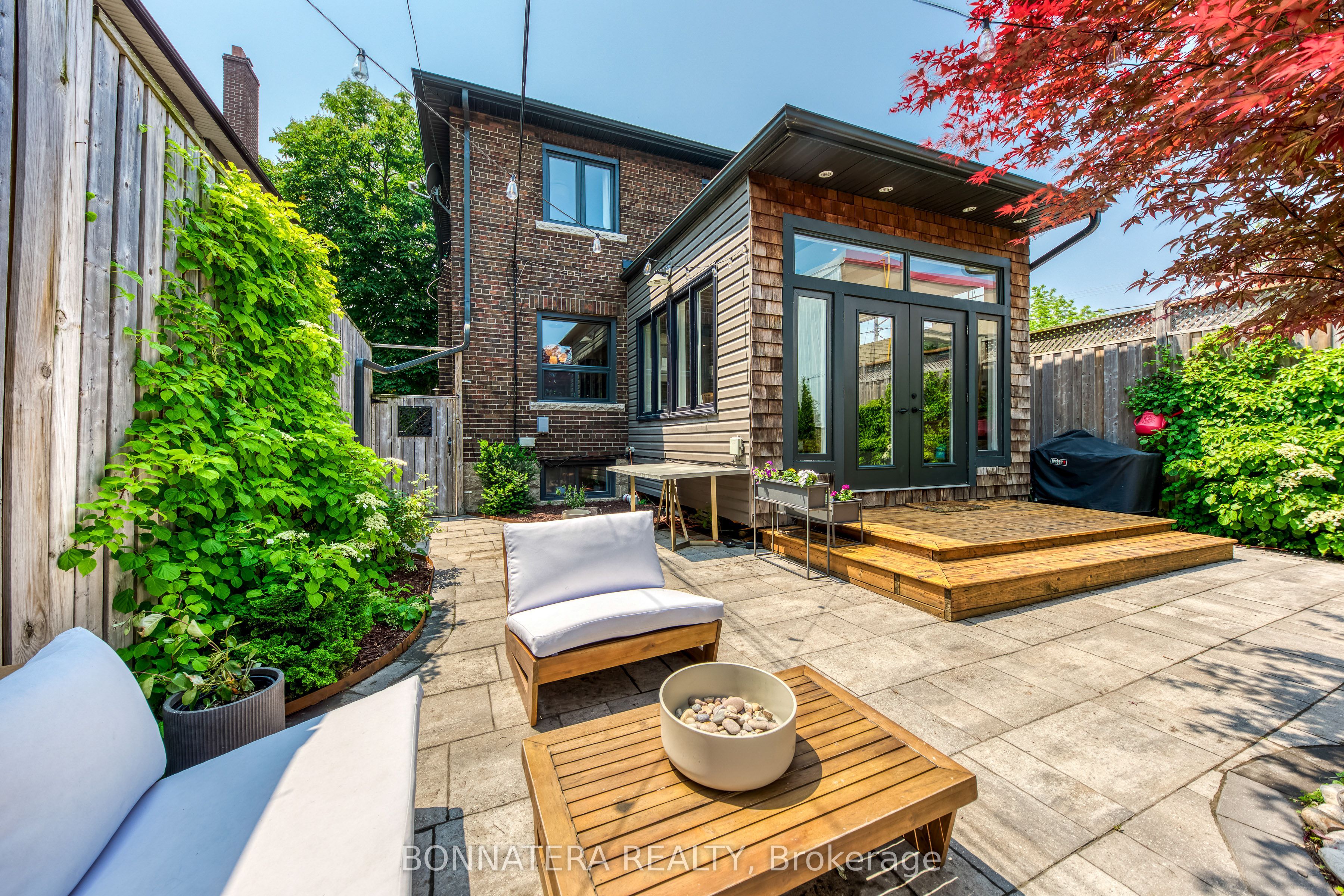 807 Indian Road