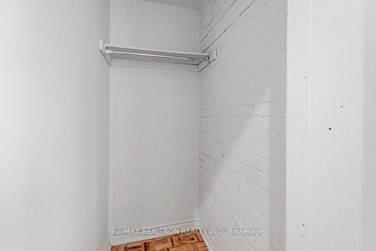 1401 Dupont Street, #116