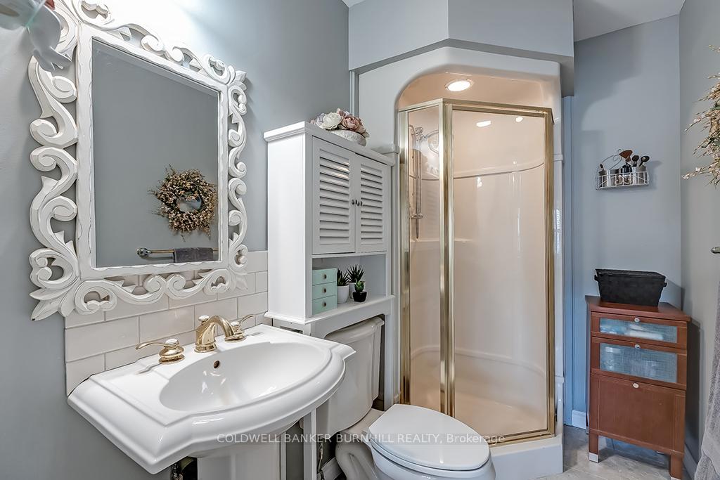 3 Bedrooms Condo at 1375 STEPHENSON,  Burlington For sale