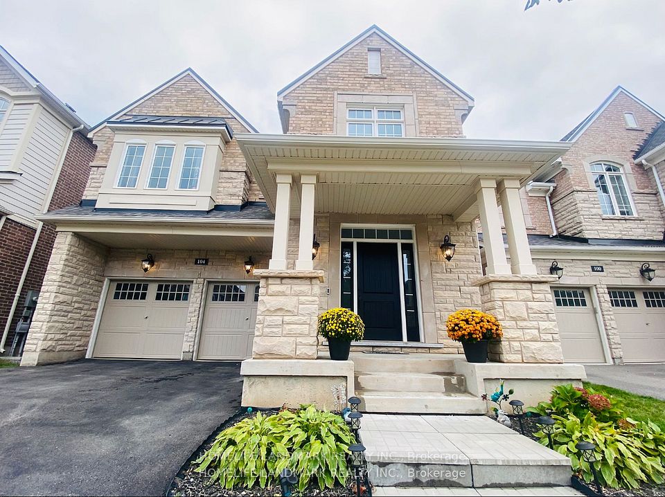 Property at 104 Wheat Boom Drive, Oakville, ON L6H 7C3