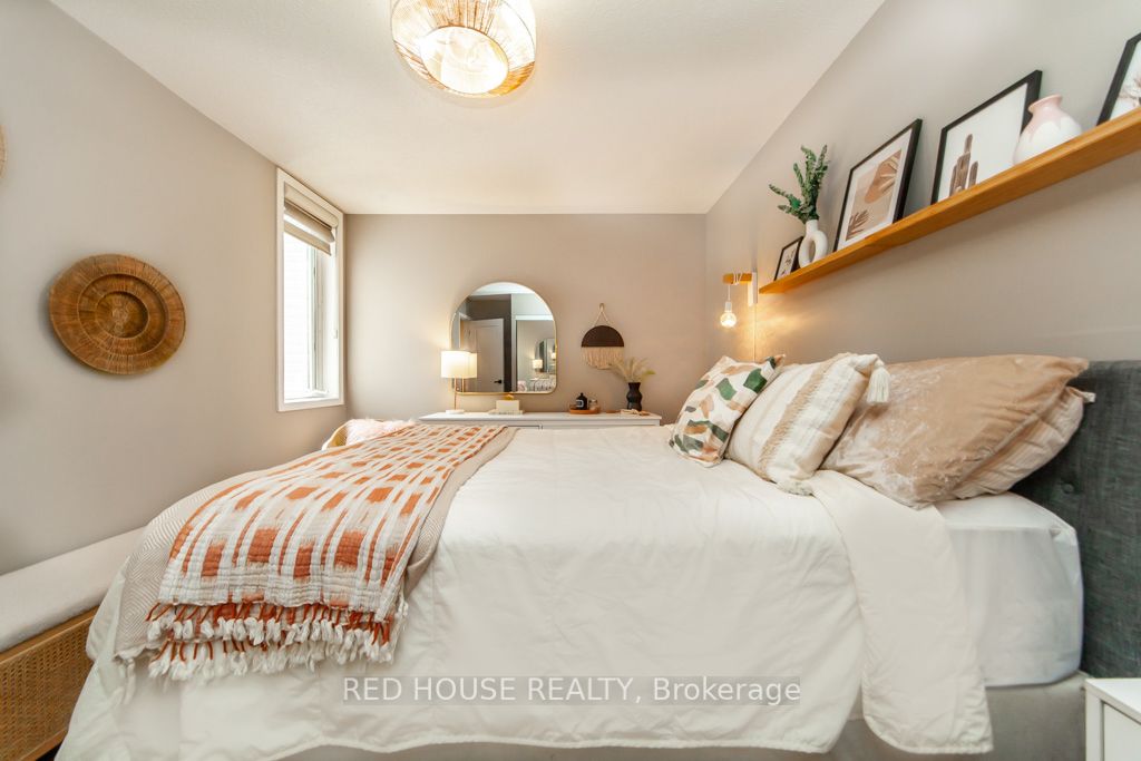 33 Canniff Street, #714