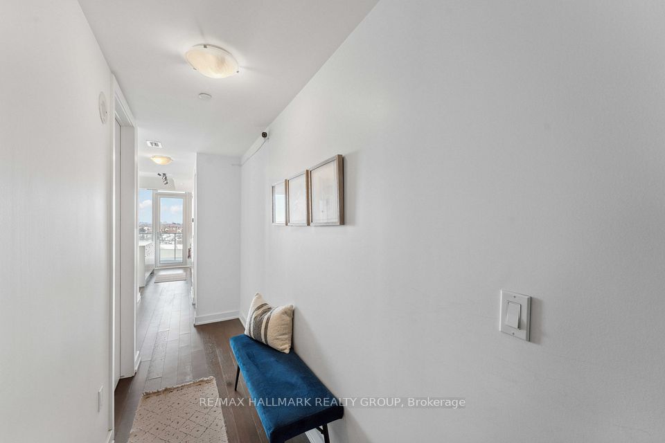 #1602 - 111 Champagne Avenue, DowsLakeCivicHospitalandArea, ON K1S 5V3