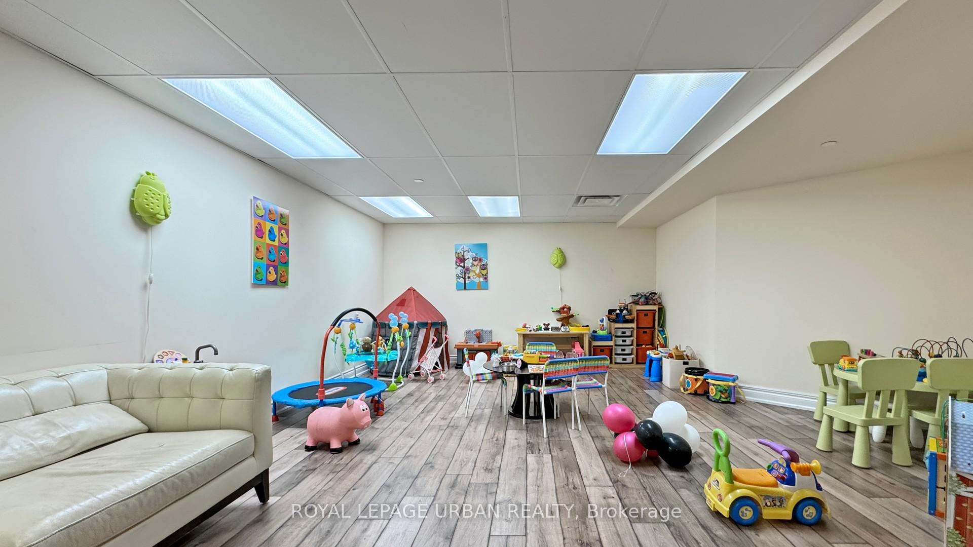 2 Bedrooms Condo at 60 Heintzman, Toronto For sale