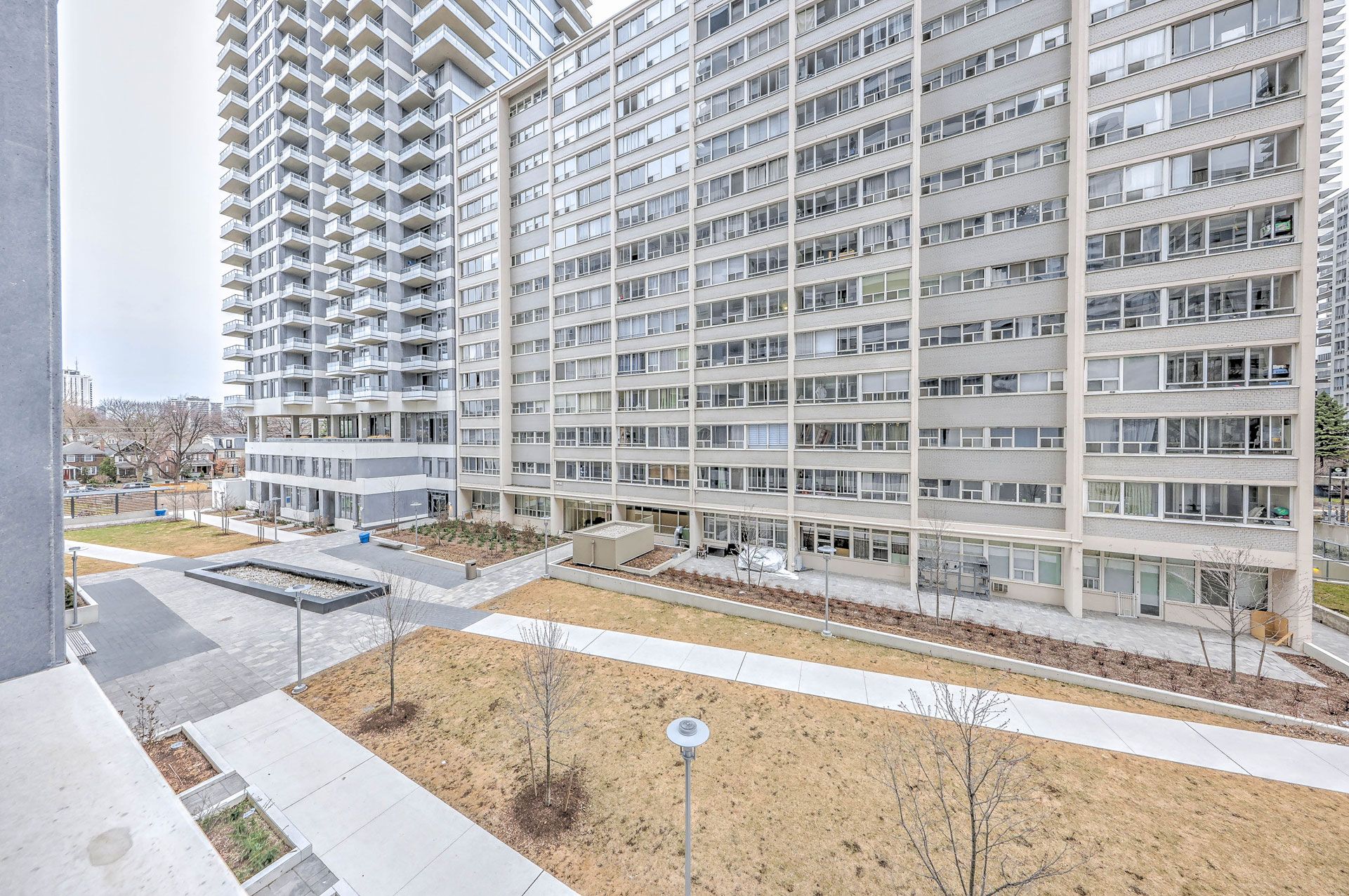 50 Dunfield Avenue 316