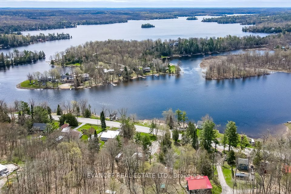 3627 Monck