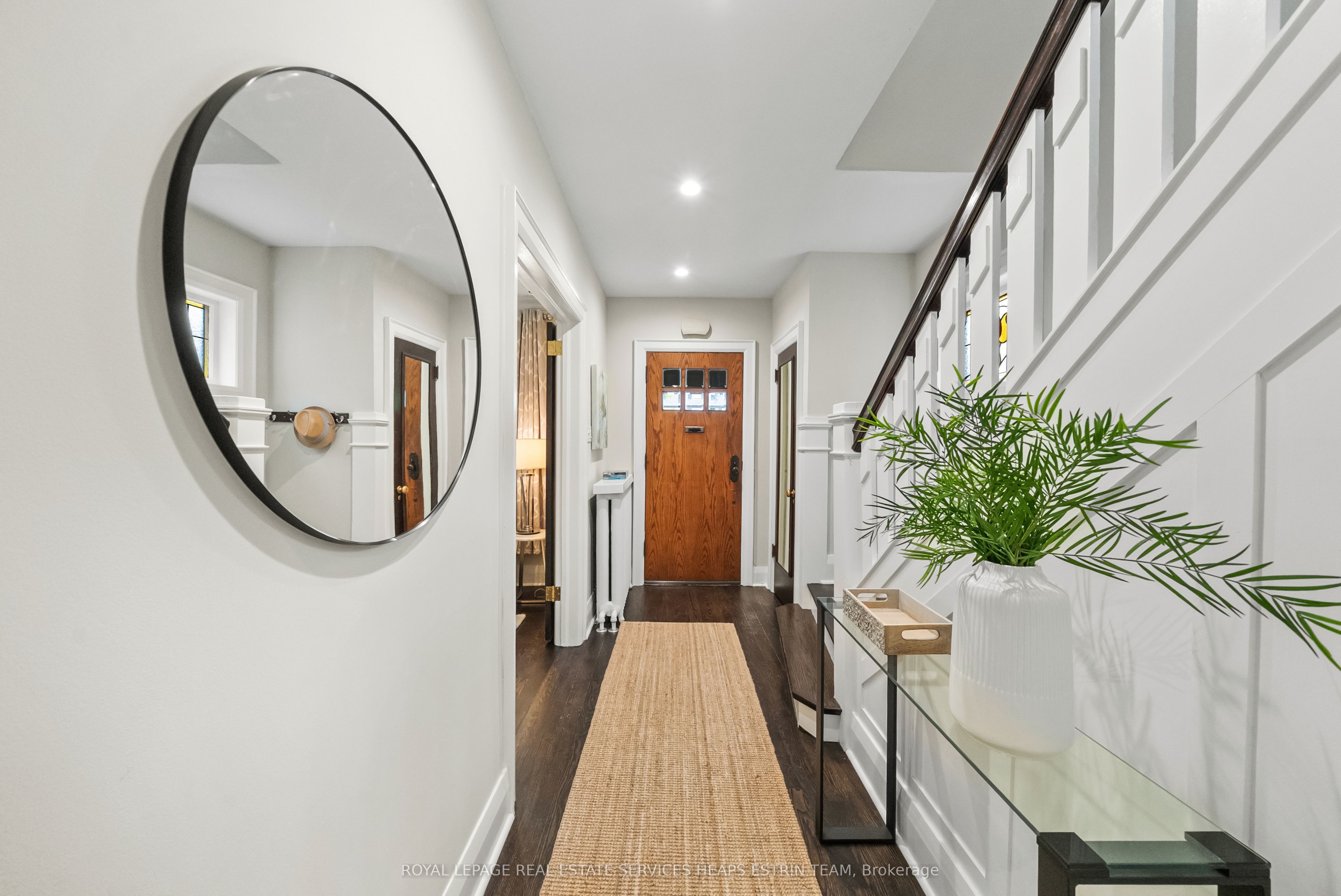 62 Fairlawn Avenue