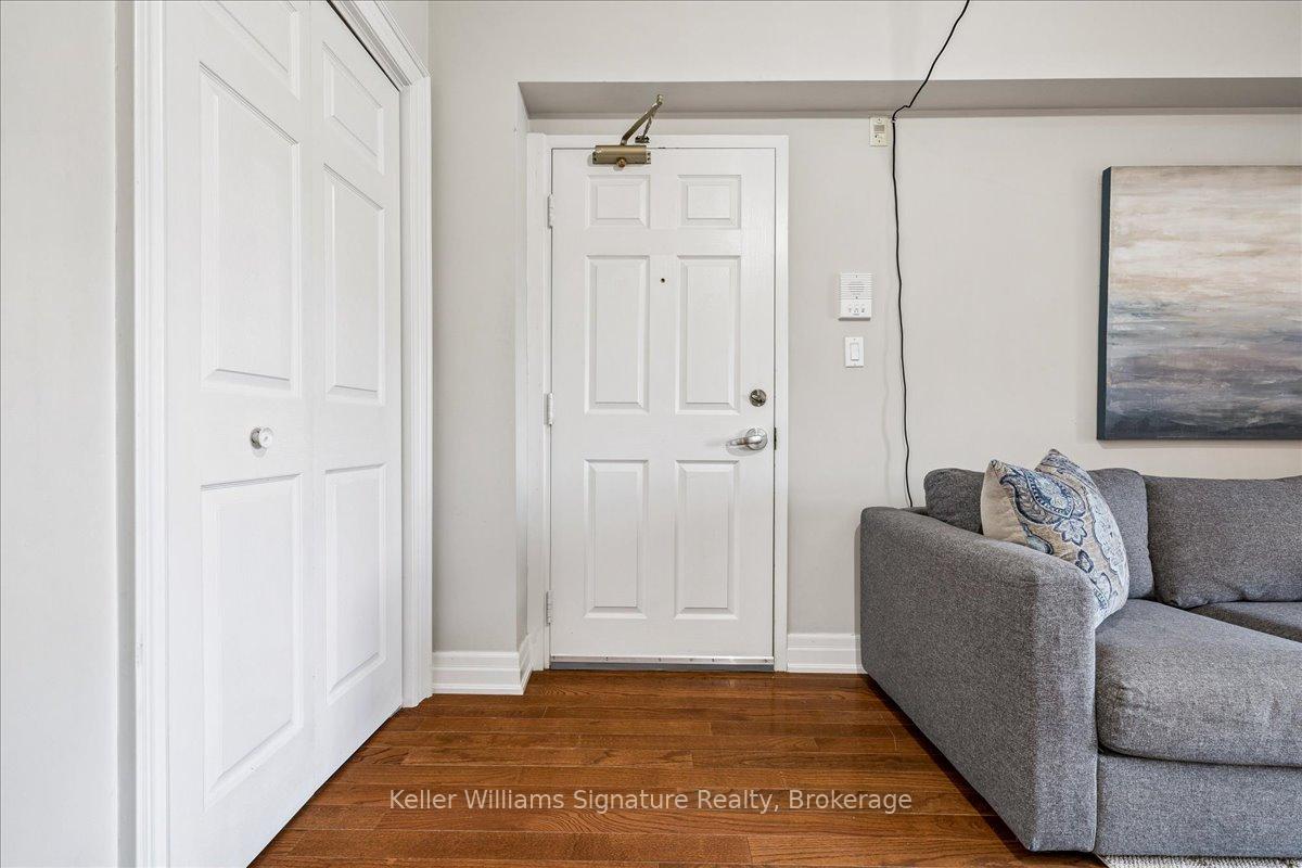 1 Bedroom Condo at 1470 Bishops, Oakville For sale