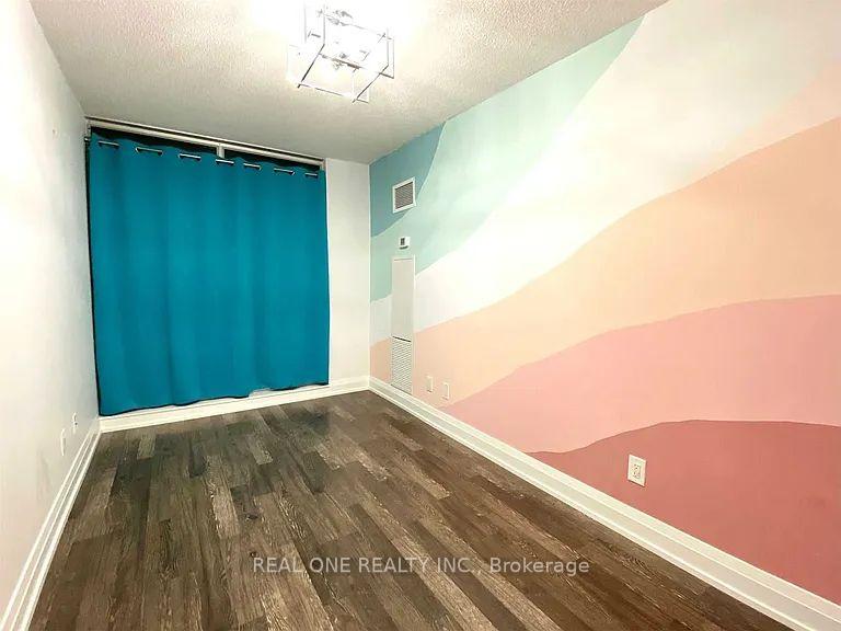 3 Bedrooms Condo at 565 Wilson, Toronto For sale