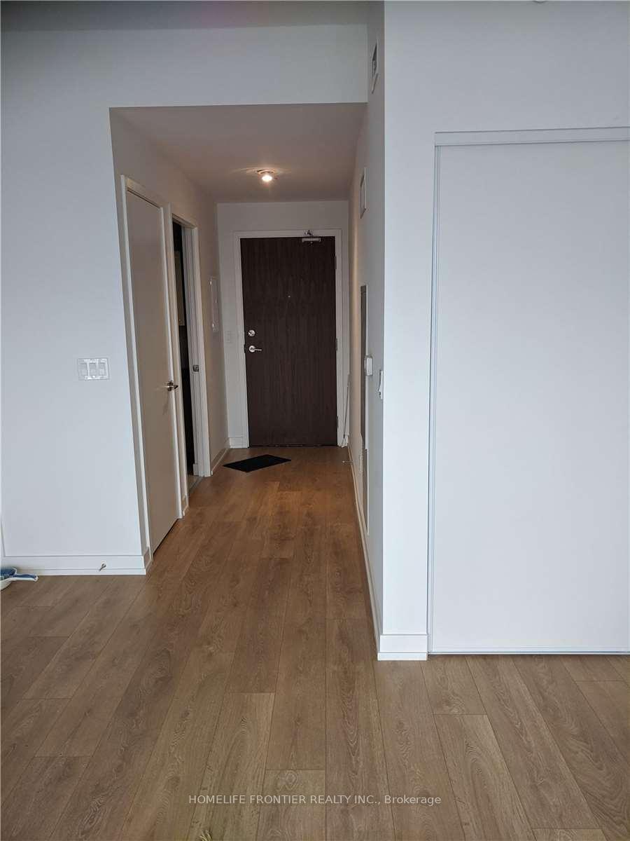 Condo at 117 McMahon, Toronto For sale