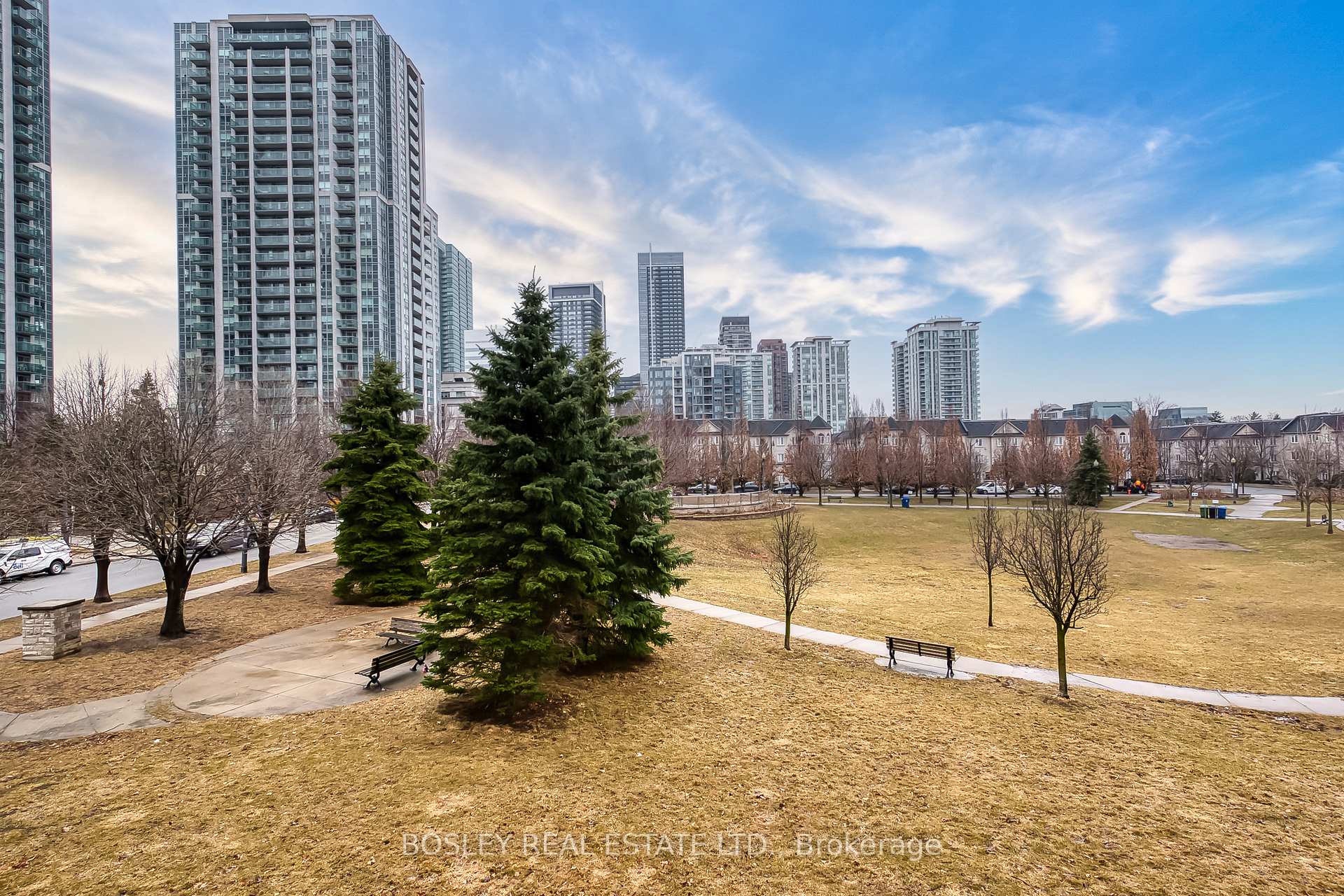 2 Bedrooms Condo at 51 Harrison Garden, Toronto For sale
