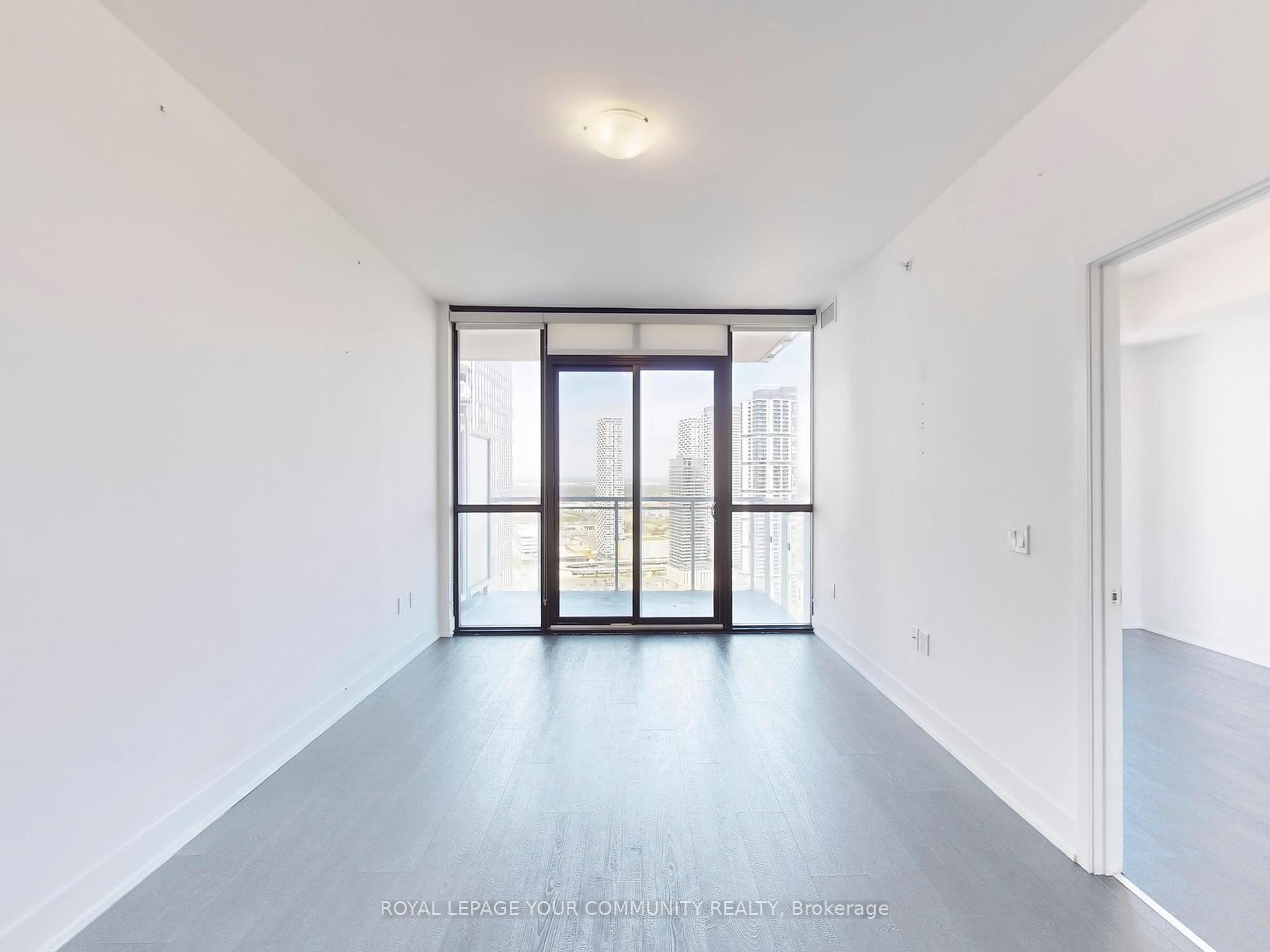 2 Bedrooms Condo at 2908 Highway 7, Vaughan For sale