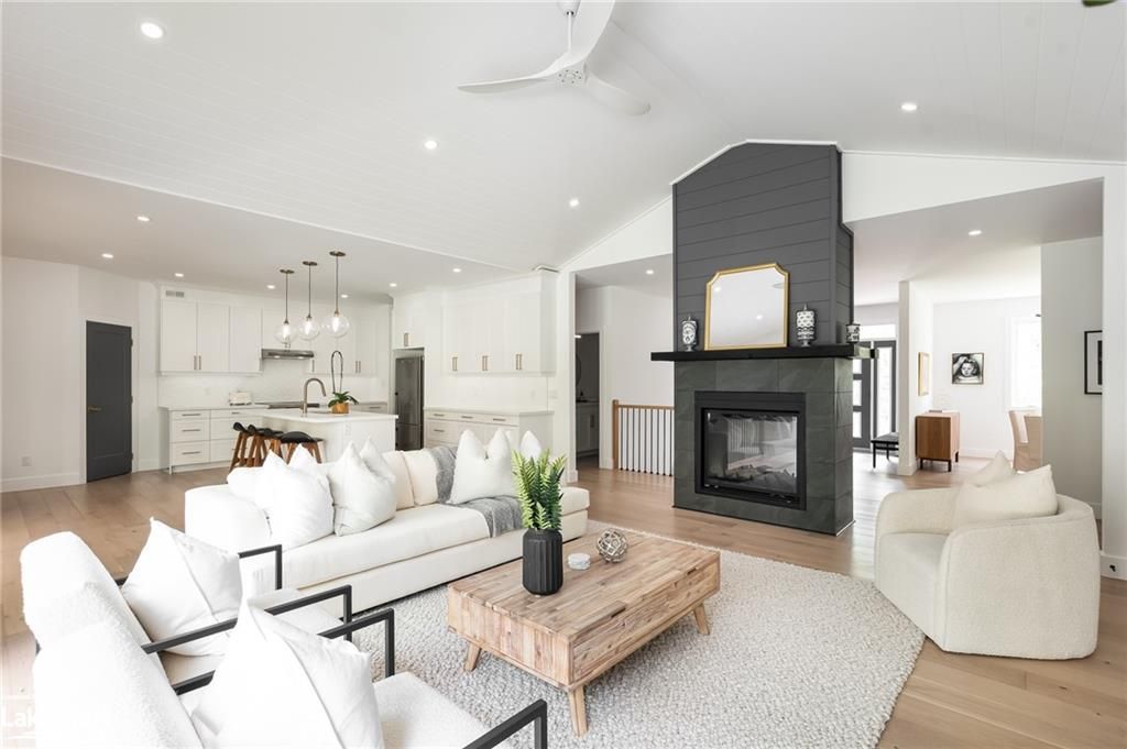 230 GOLF COURSE Road Huntsville Ontario P1H 1N7