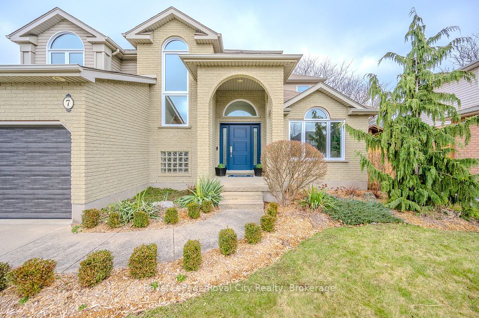 7 Elderberry Court, Guelph, ON N1L 1K3