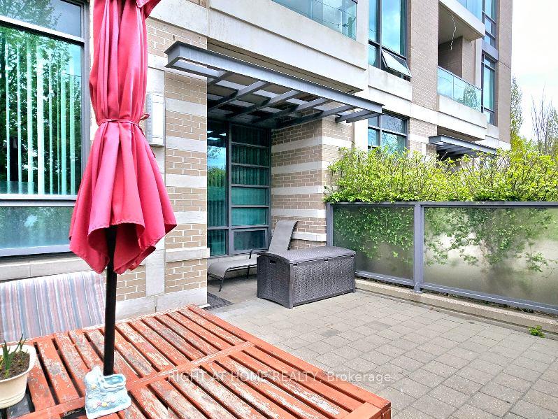 1 Bedroom Condo at 215 Sherway Gardens, Toronto For sale