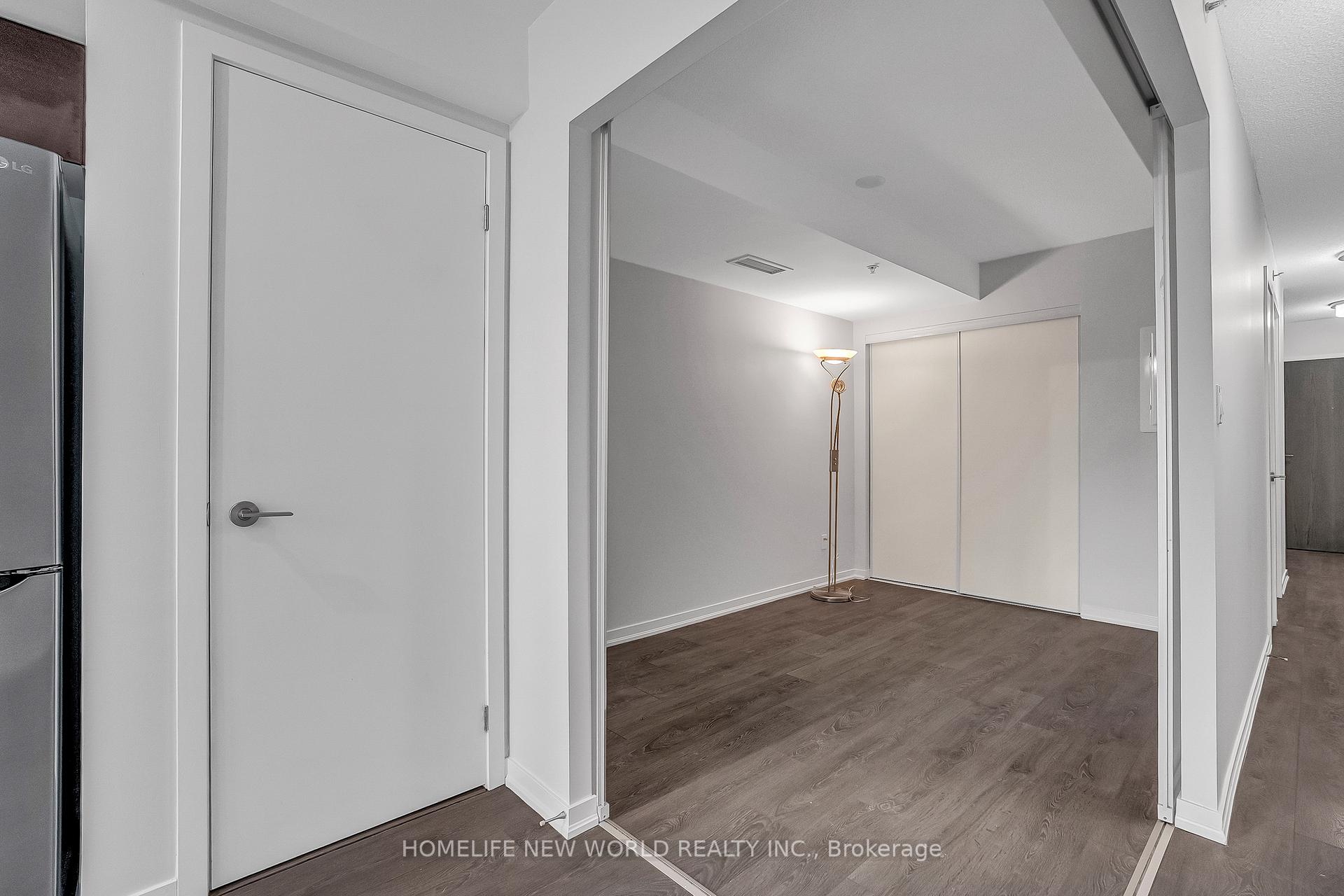 2 Bedrooms Condo at 68 Abell, Toronto For sale