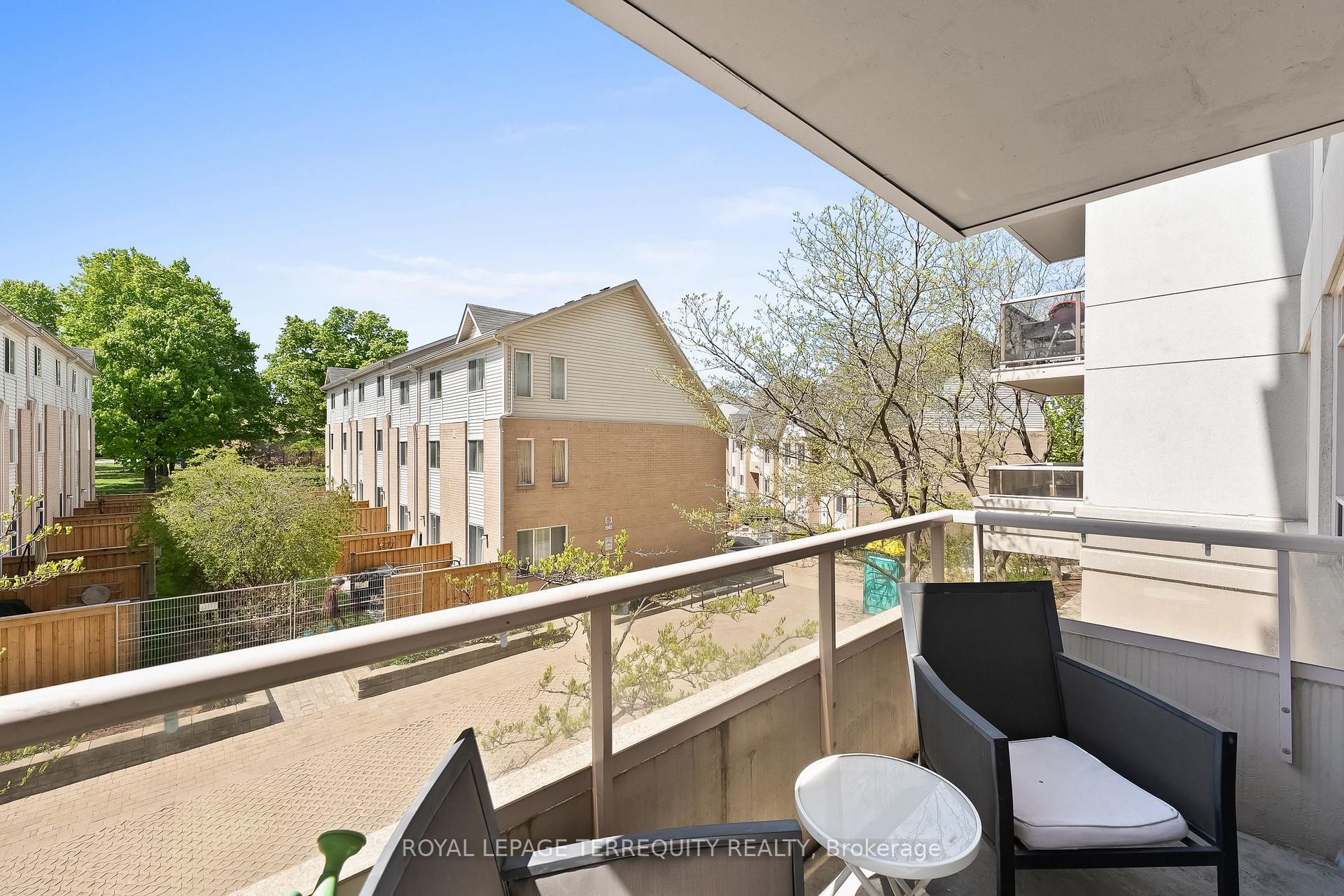 3 Bedrooms Condo at 3650 Kingston RD, Toronto For sale