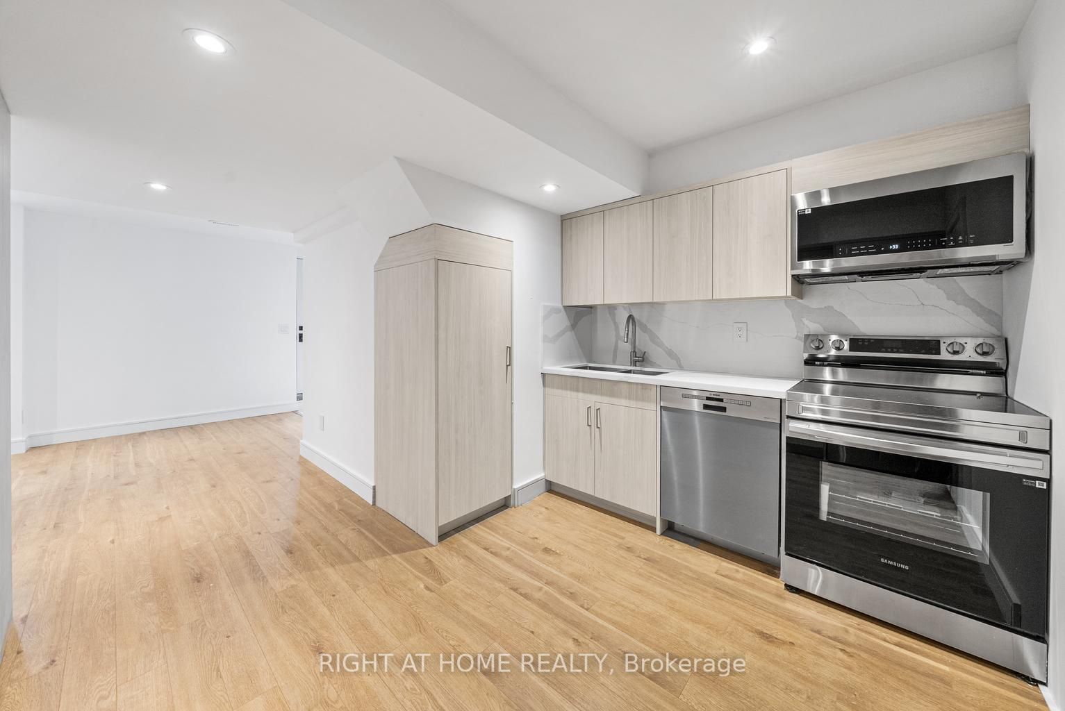 93 Pemberton Road
