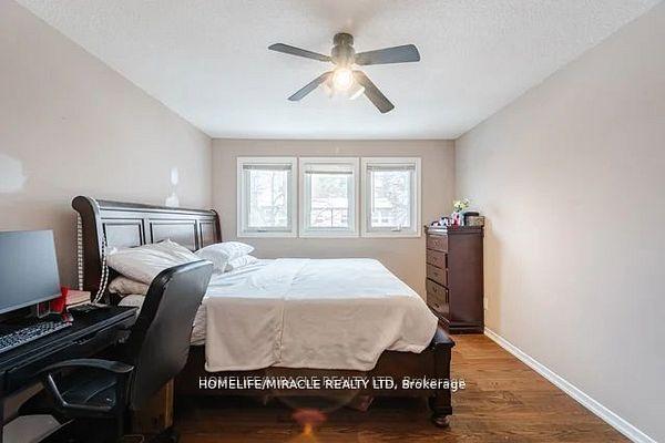4 Bedrooms Condo at 7080 Copenhagen, Mississauga For sale