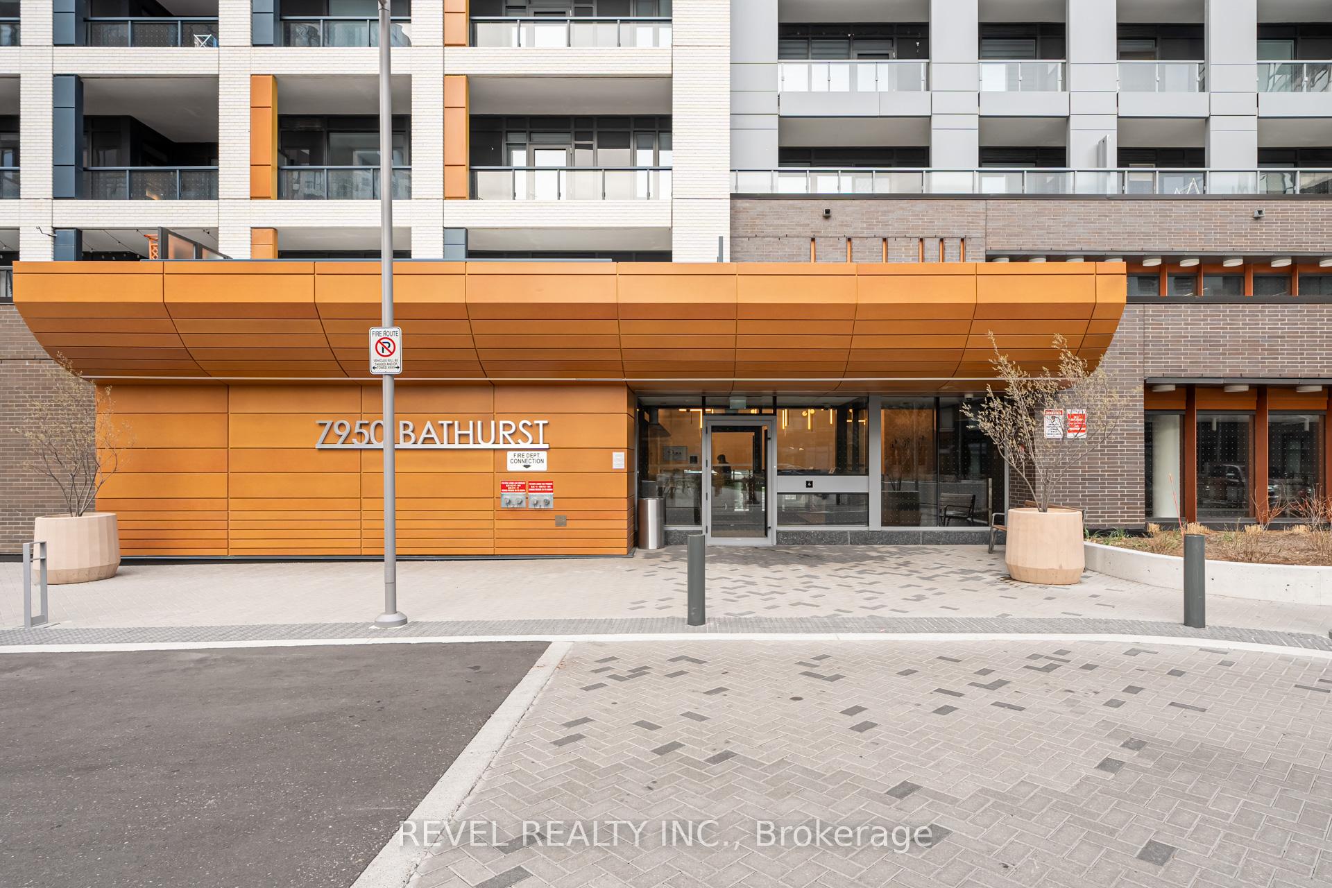 2 Bedrooms Condo at 7950 Bathurst, Vaughan For sale