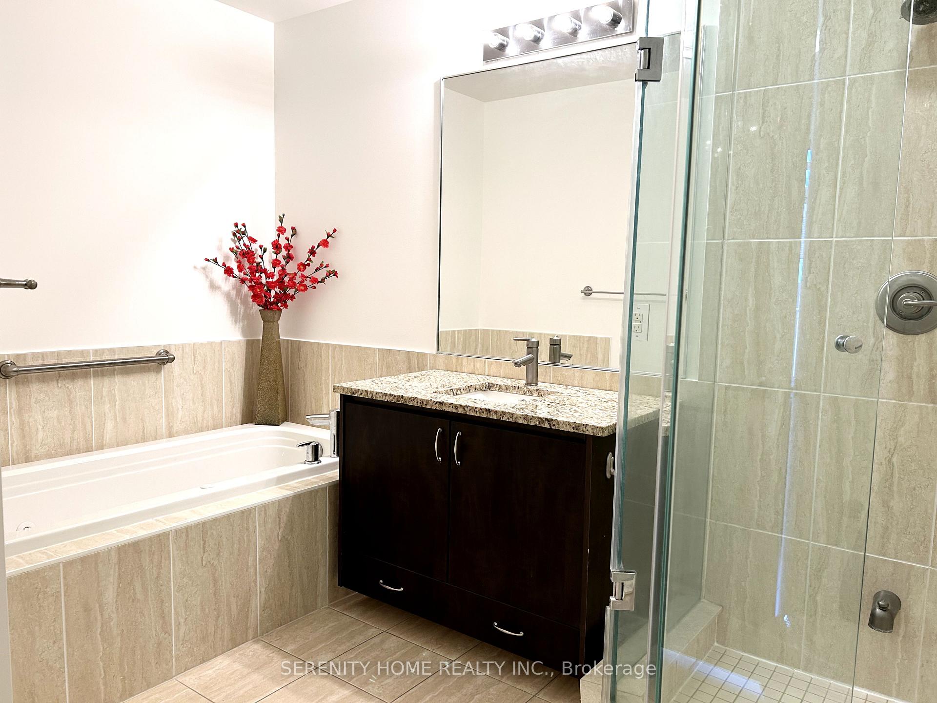 3 Bedrooms Condo at 85 The Donway,  Toronto For sale