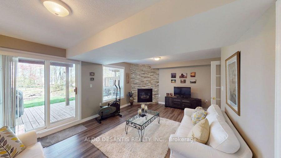 3 Bedrooms Condo at 348 Highland, Hamilton For sale