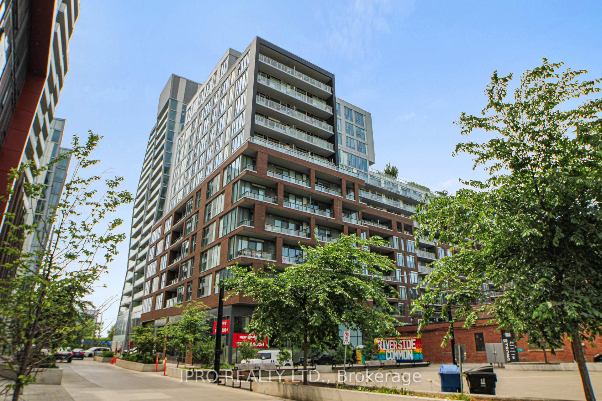 2 Bedrooms Condo at 30 Baseball, Toronto For sale