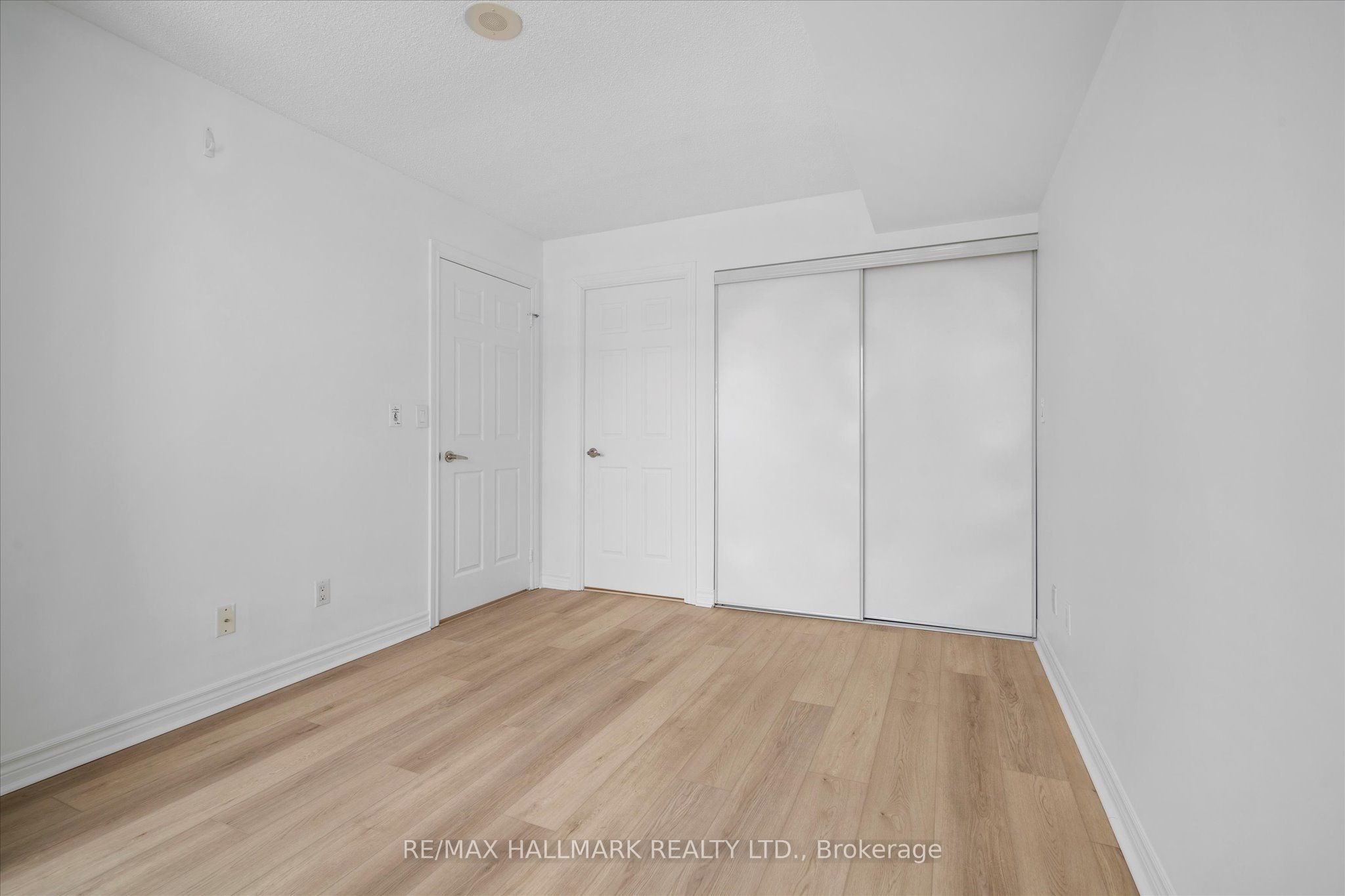 761 Bay Street, #2303