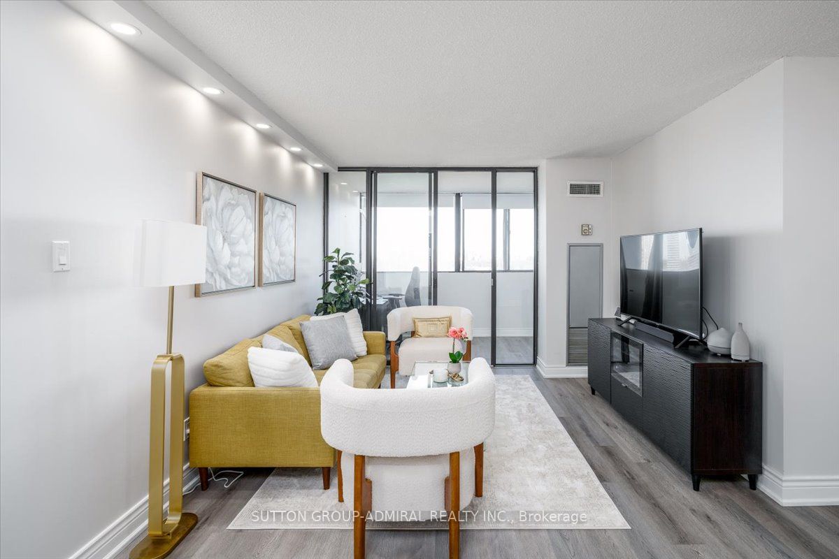 133 Torresdale Avenue, #1501