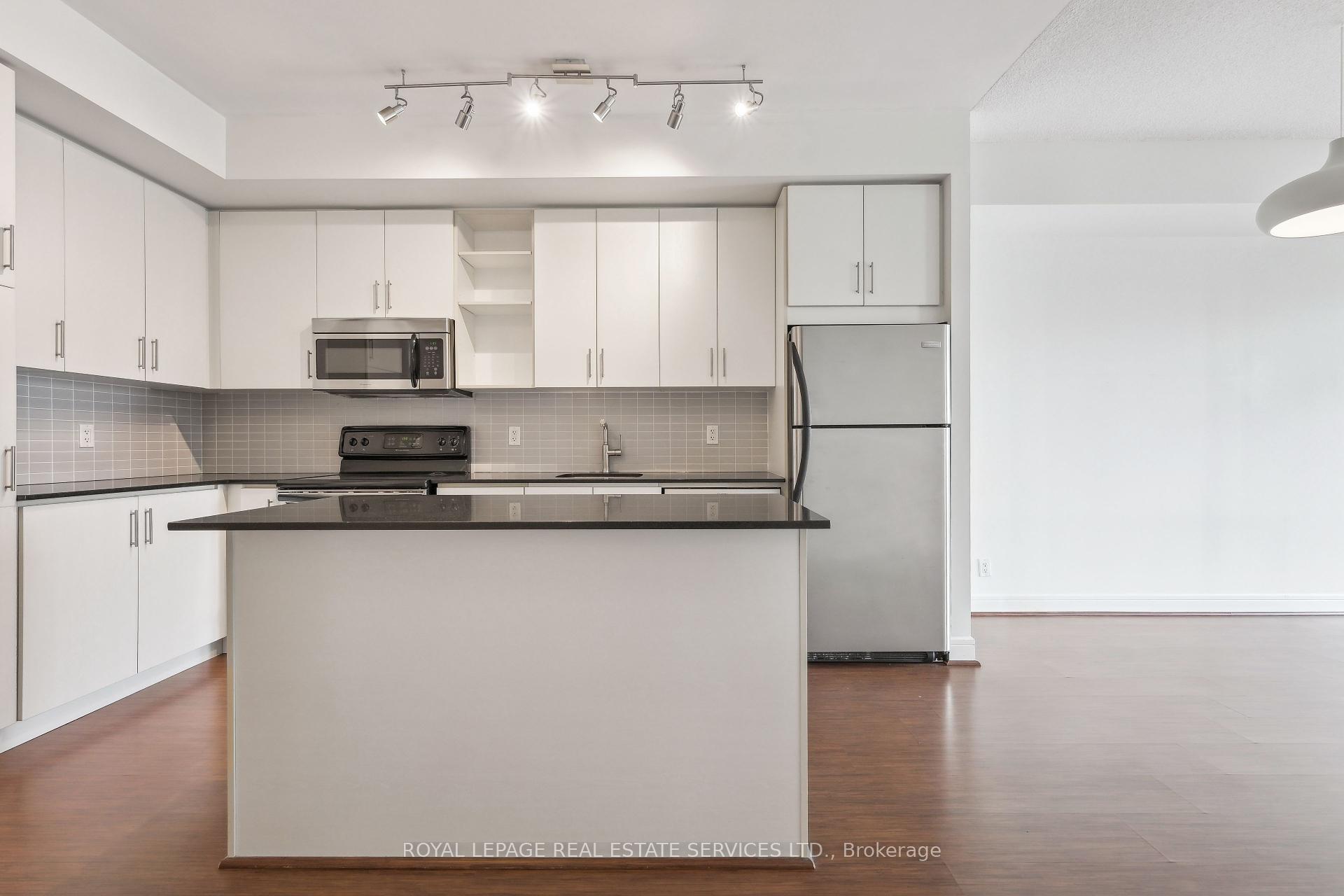 1 Bedroom Condo at 112 George, Toronto For sale