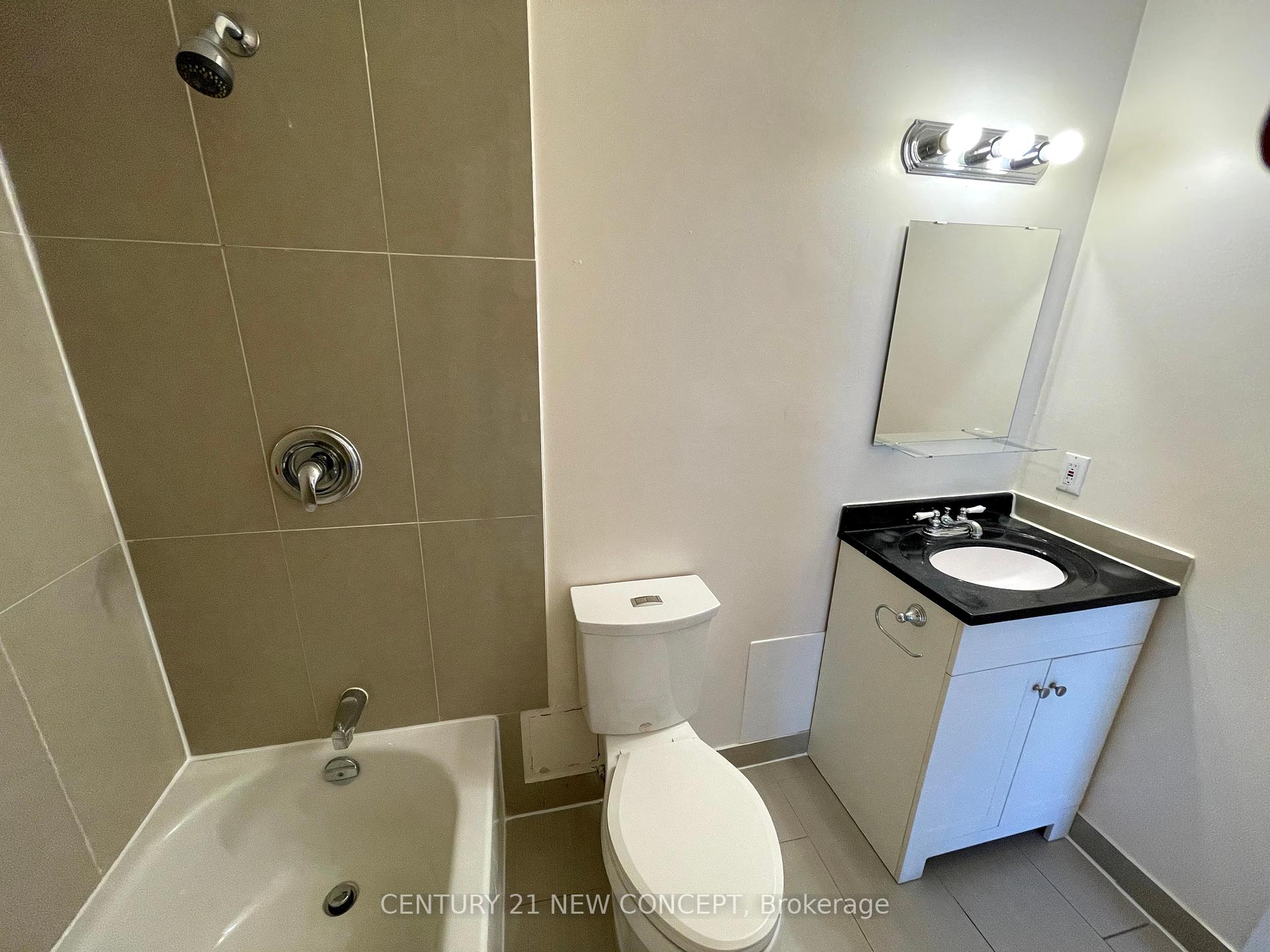 5 Bedrooms Condo at 165 Cherokee, Toronto For sale