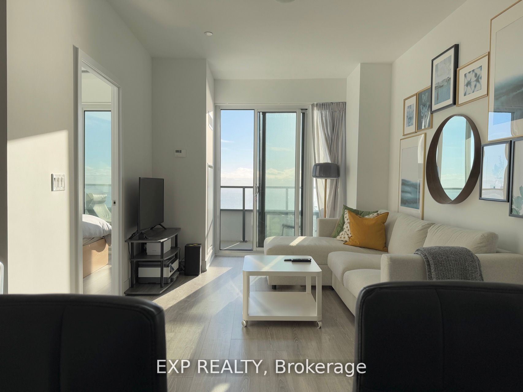 20 Shore Breeze Drive, #2808