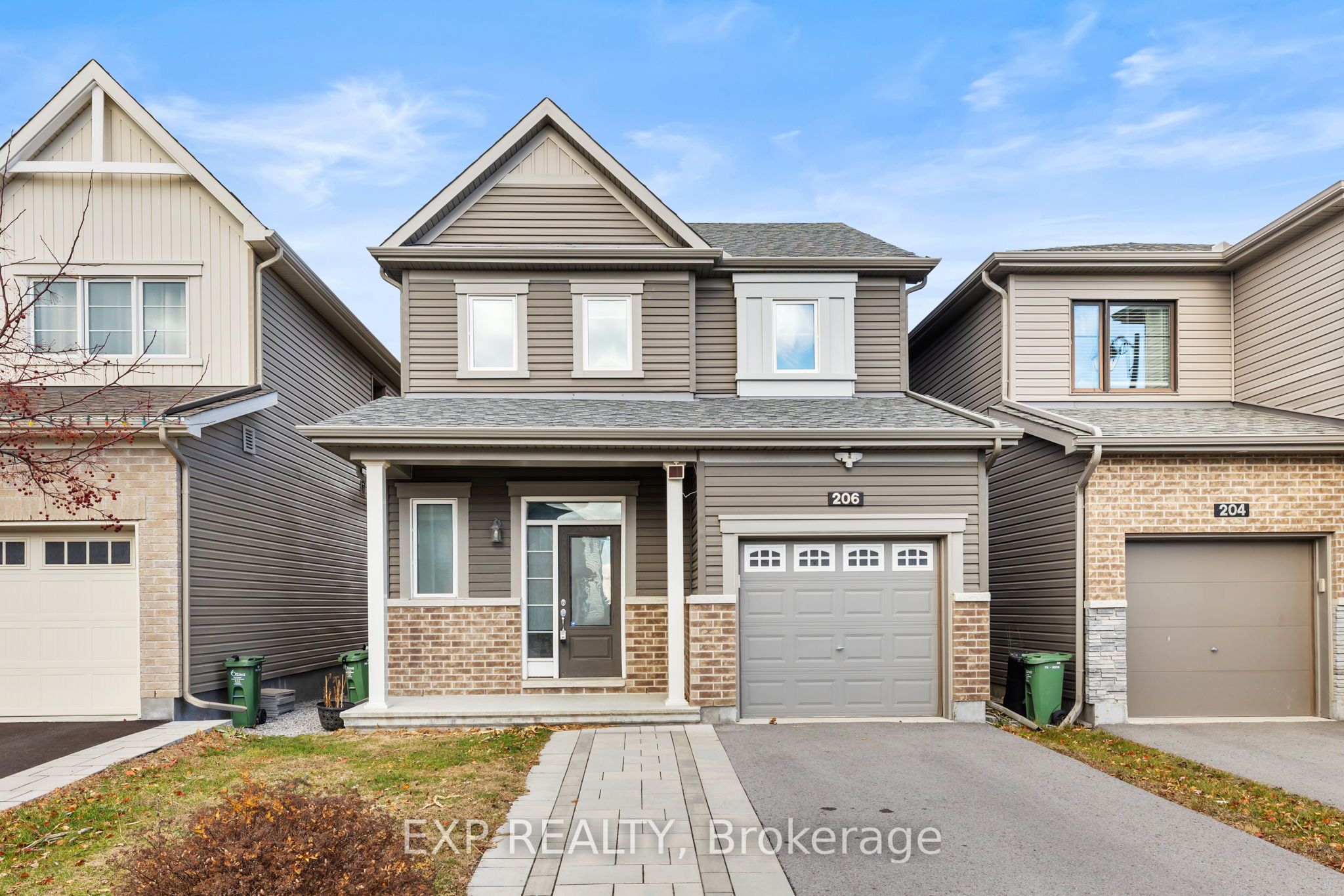 206 KIMPTON Drive, StittsvilleMunsterRichmond, ON K2S 2H9