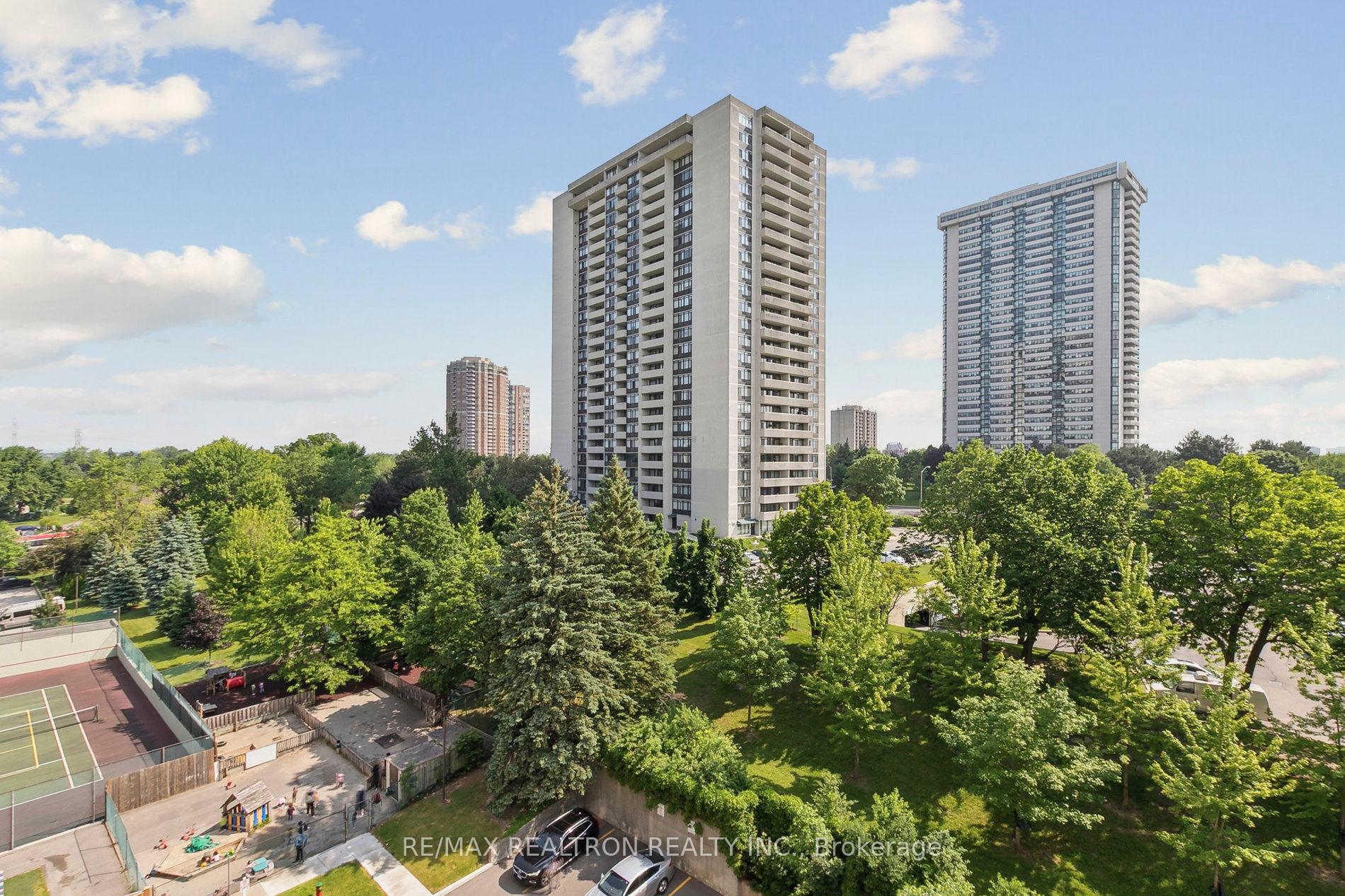 1 Bedroom Condo at 350 Seneca Hill, Toronto For sale