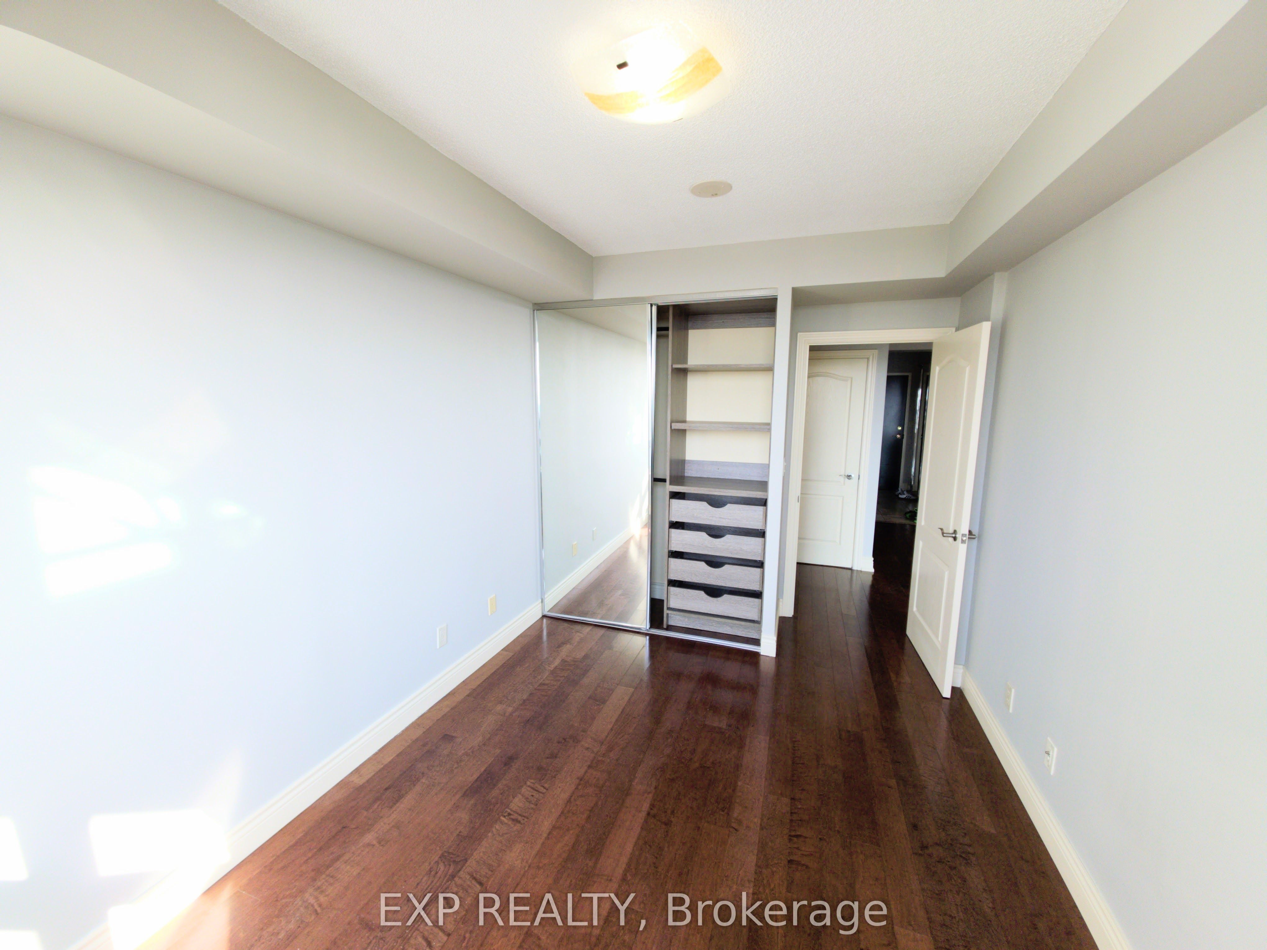 88 Promenade Circle, #1007