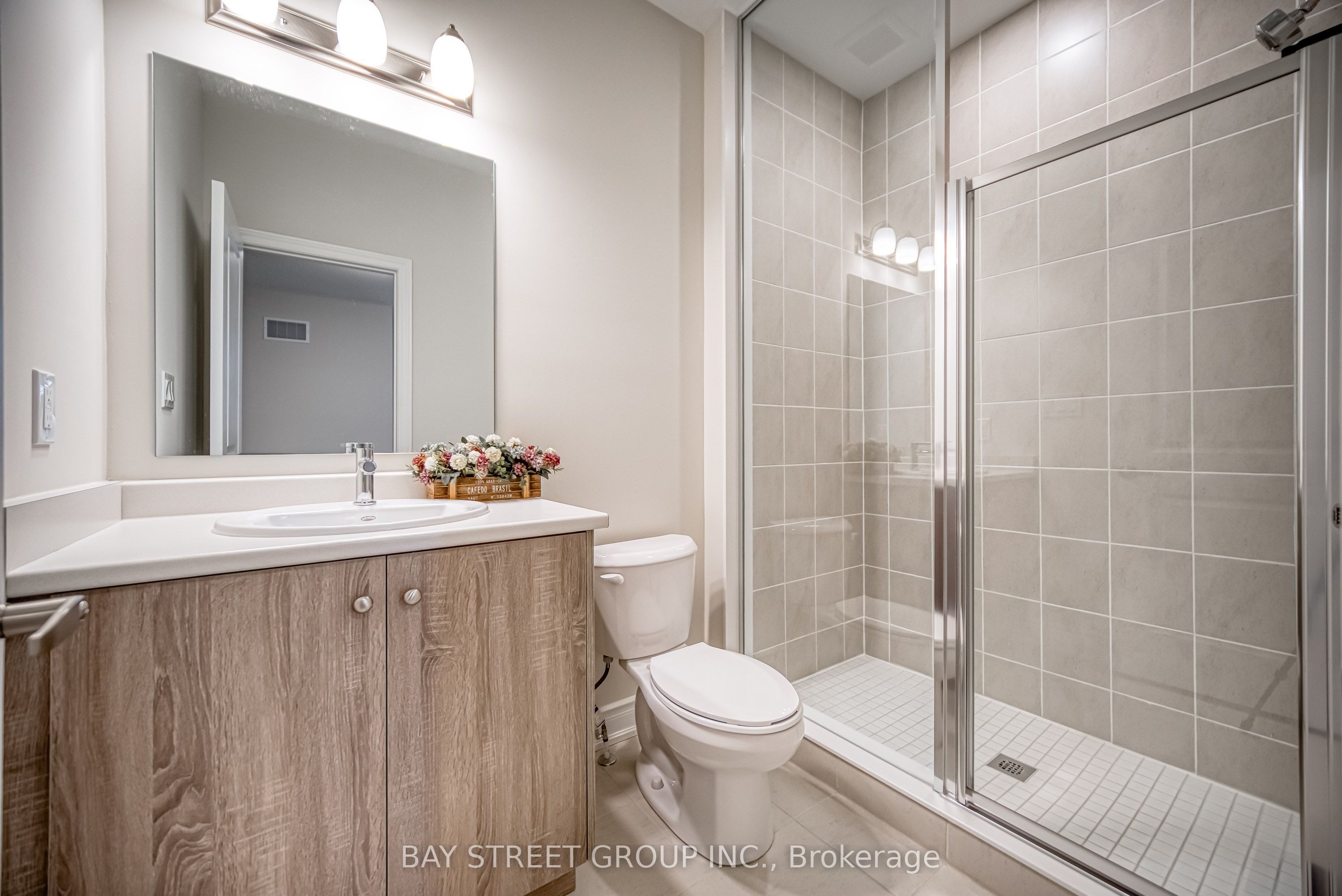 1411 Courtleigh Trail