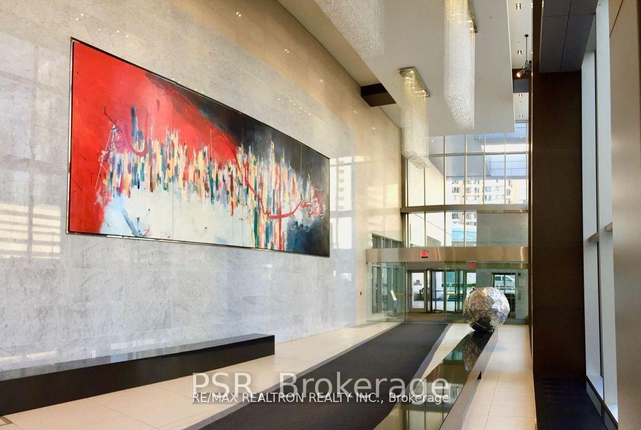2 Bedrooms Condo at 386 Yonge, Toronto For sale