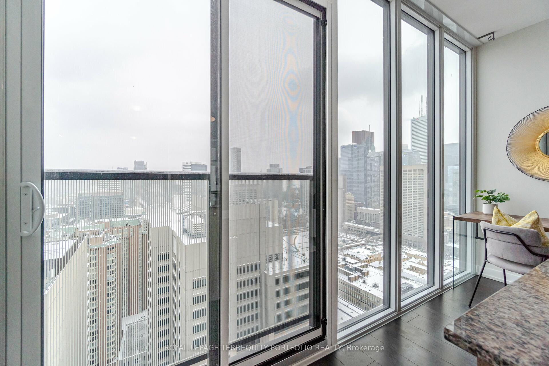 1 Bedroom Condo at 426 University,  Toronto For sale