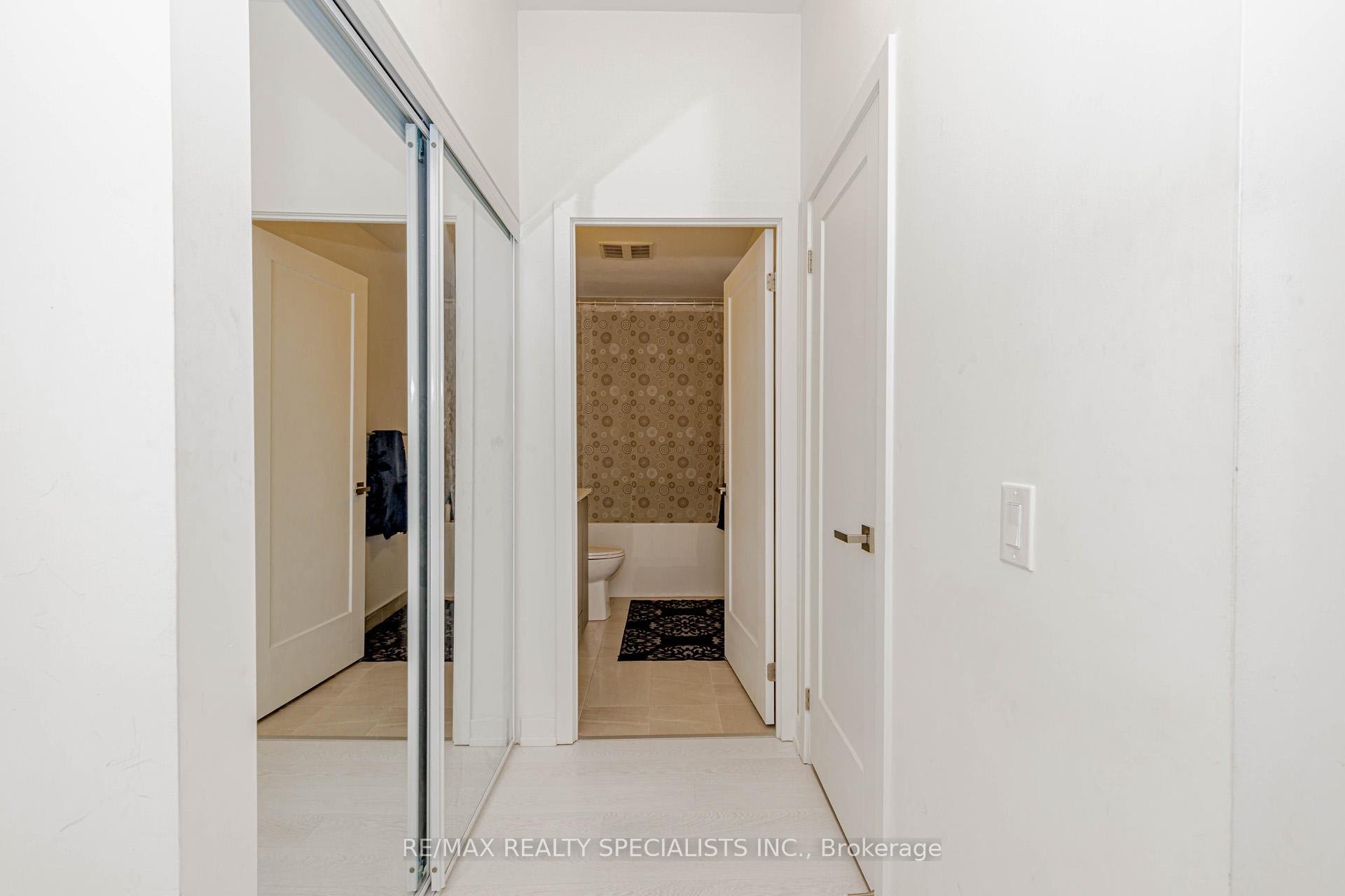 1 Bedroom Condo at 415 Main,  Hamilton For sale