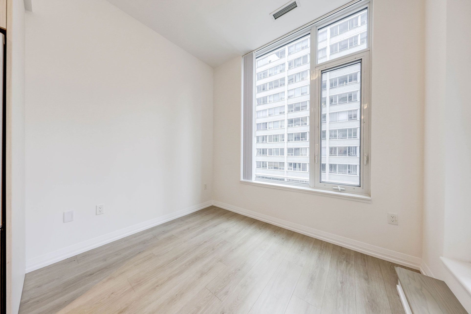 50 Dunfield Avenue 316
