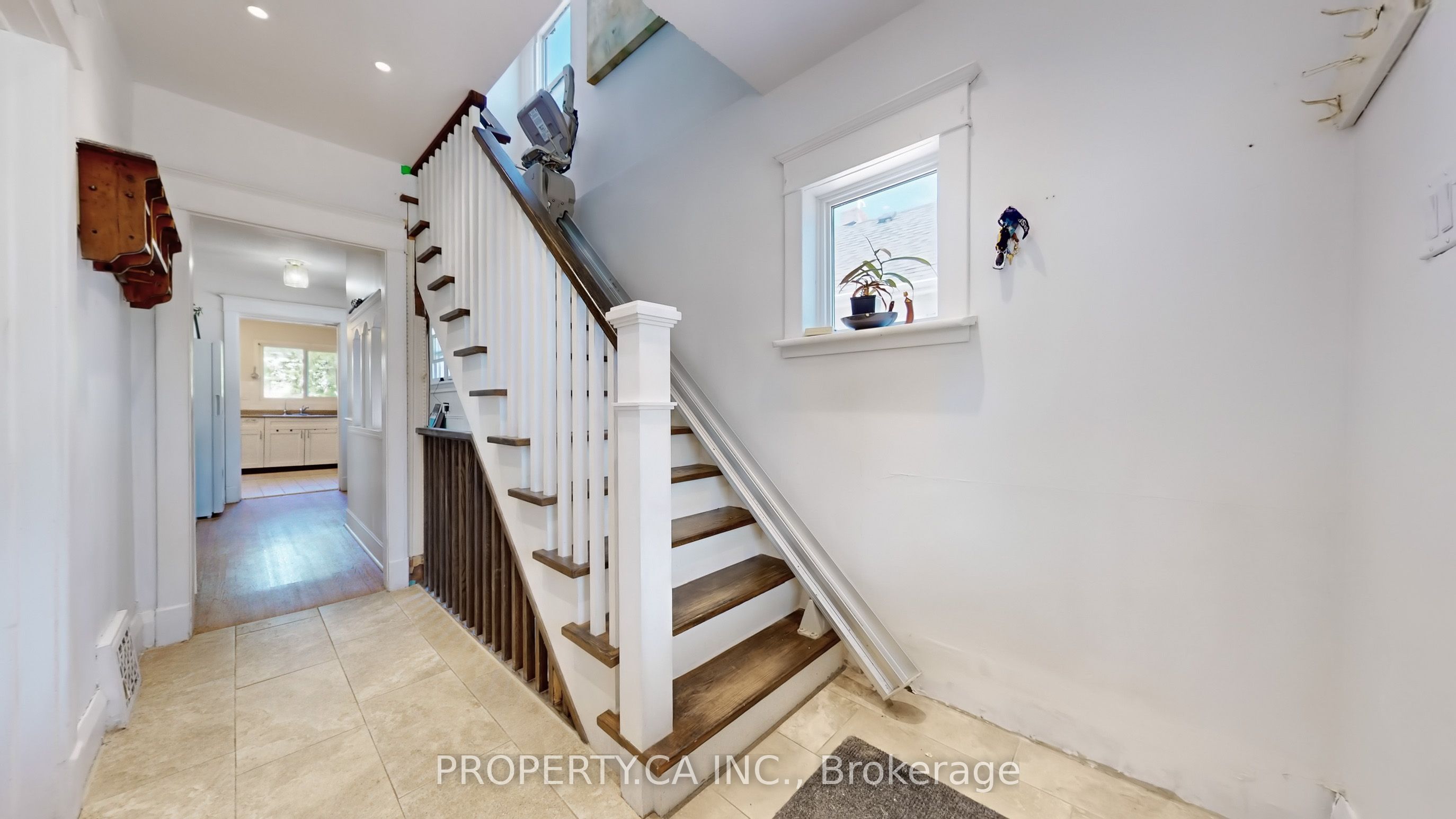 106 Park Road S