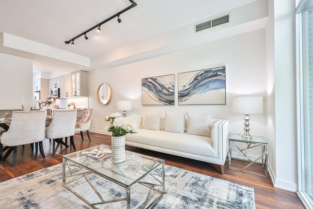 7 Brunel Court, Toronto, ON M5V 3Y2