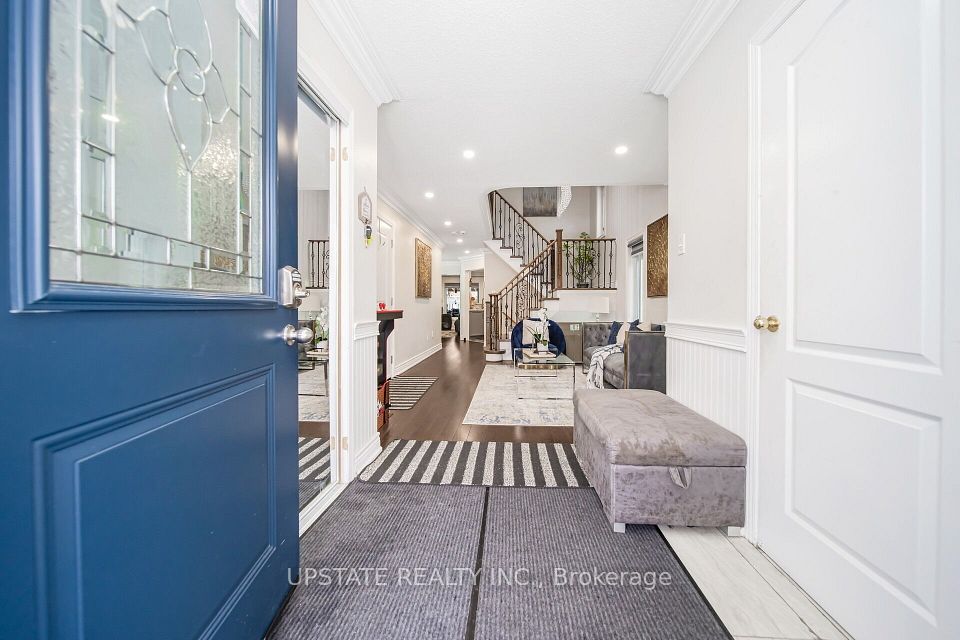12 Bramfield