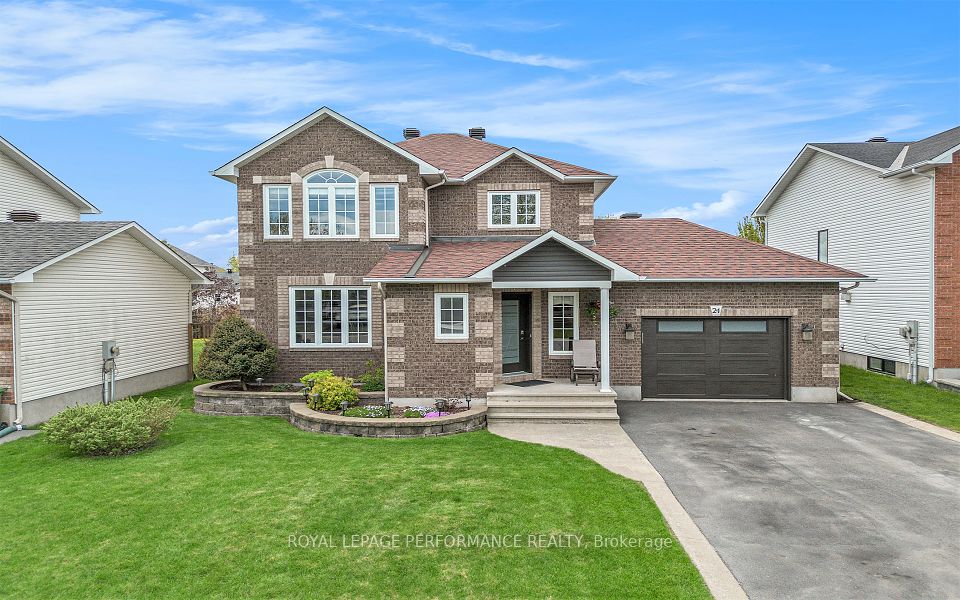 24 La Citadelle Street, Russell, ON K0A 1W0