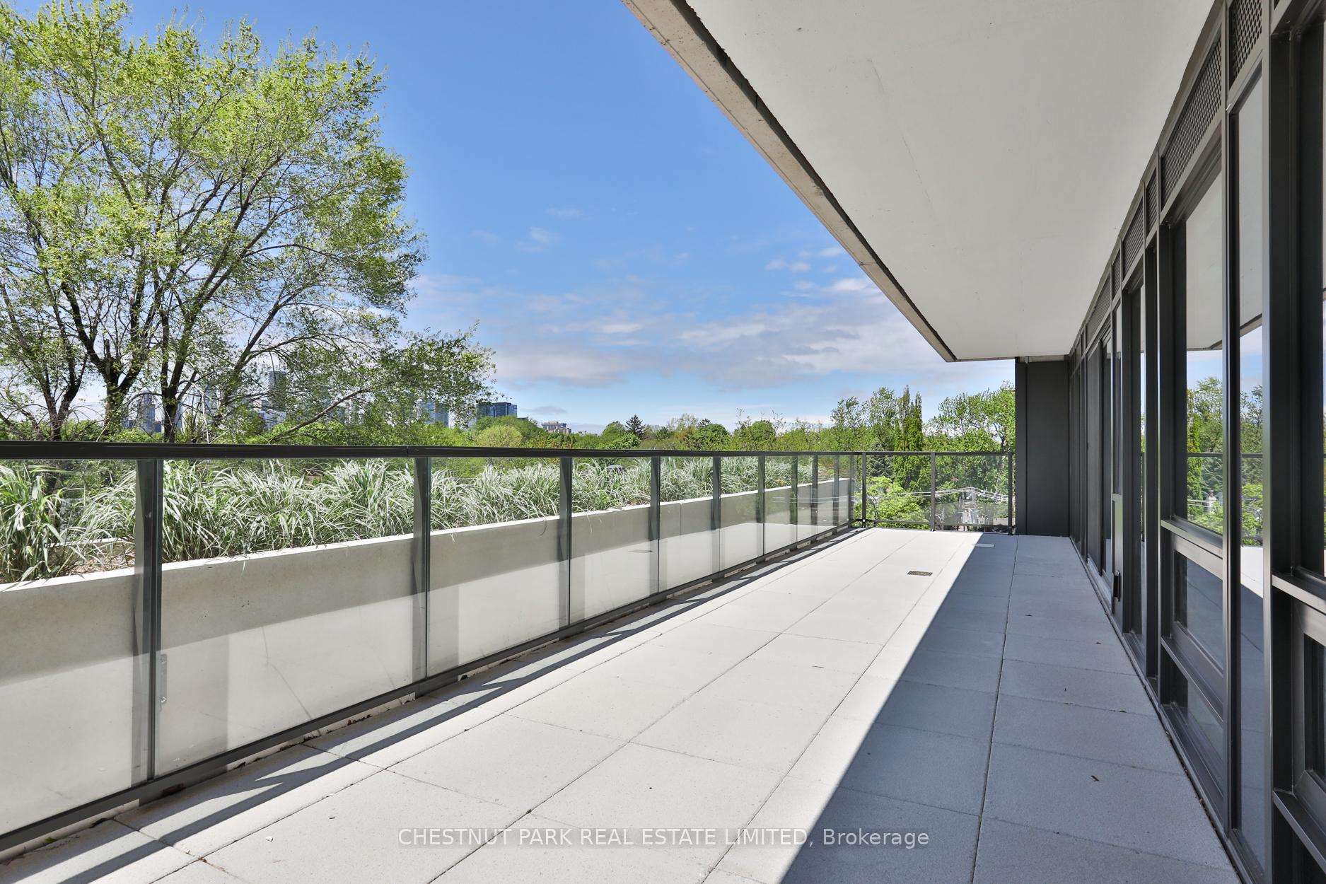 3 Bedrooms Condo at 1414 Bayview, Toronto For sale