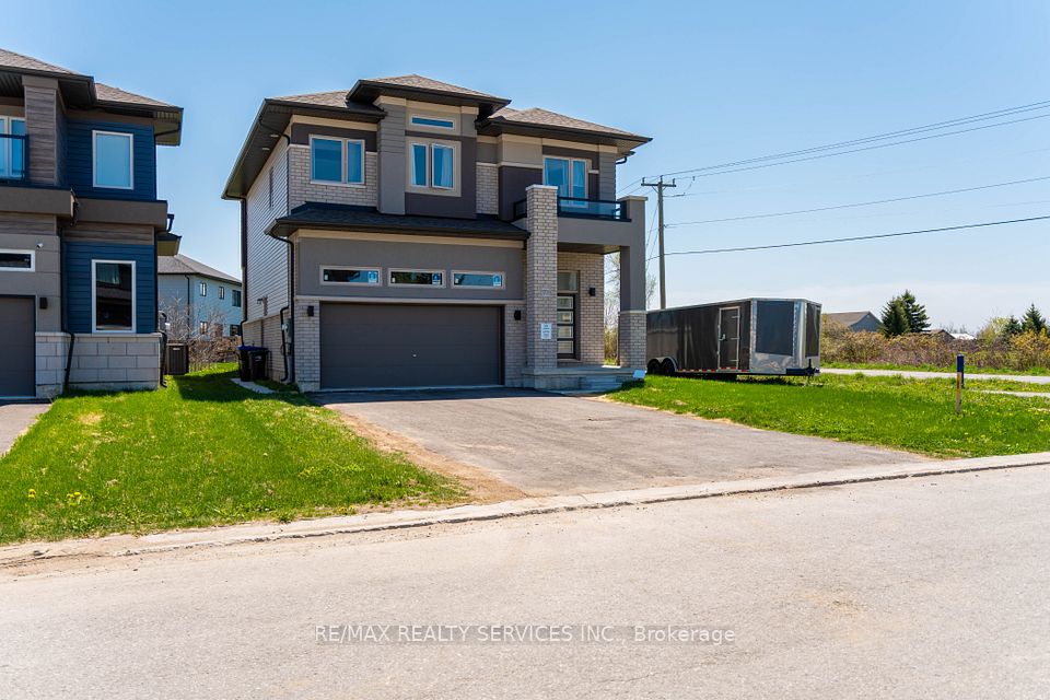 3700 Quayside Drive, Severn, ON L3V 6H3