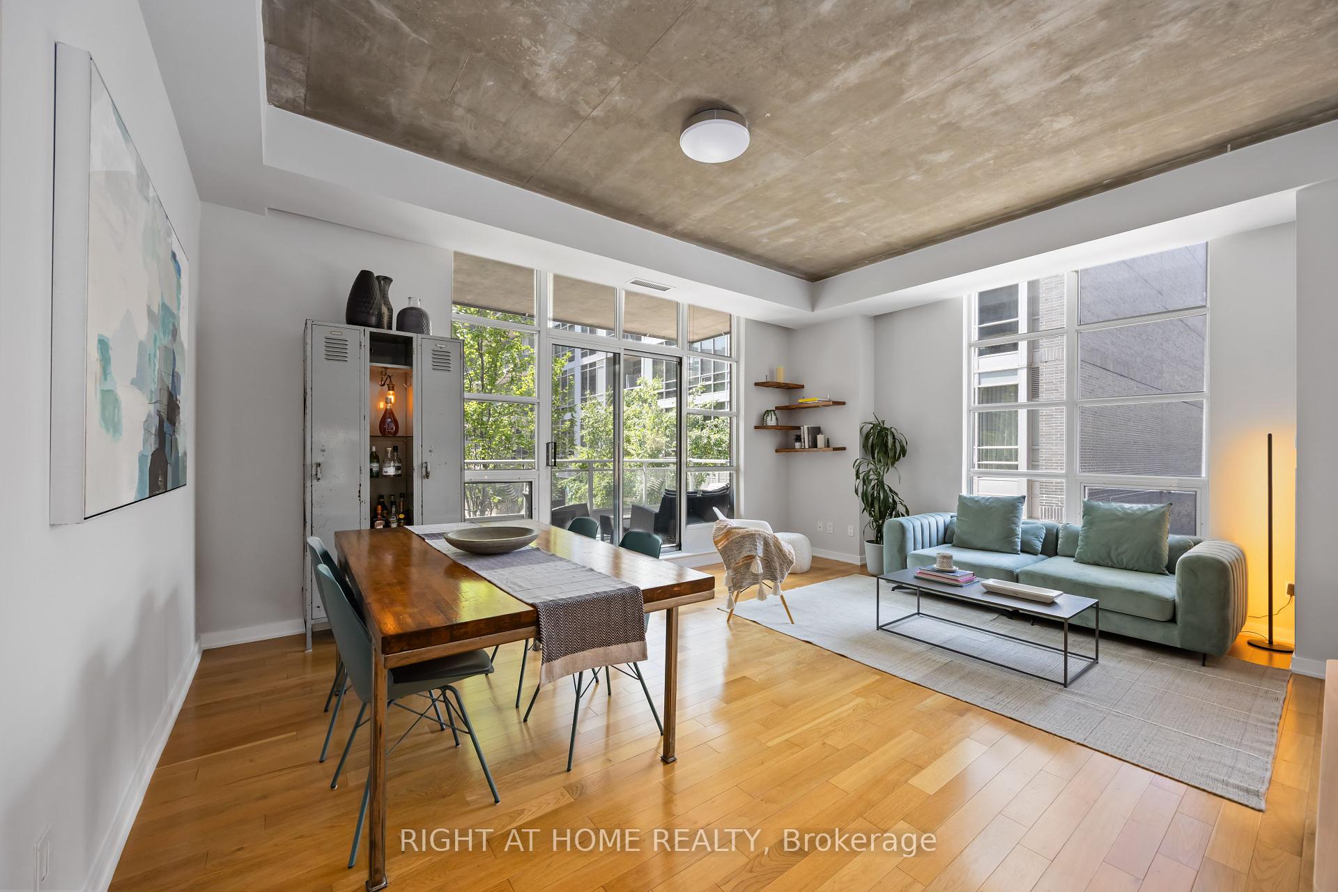 1 Bedroom Condo at 23 Brant S, Toronto For sale