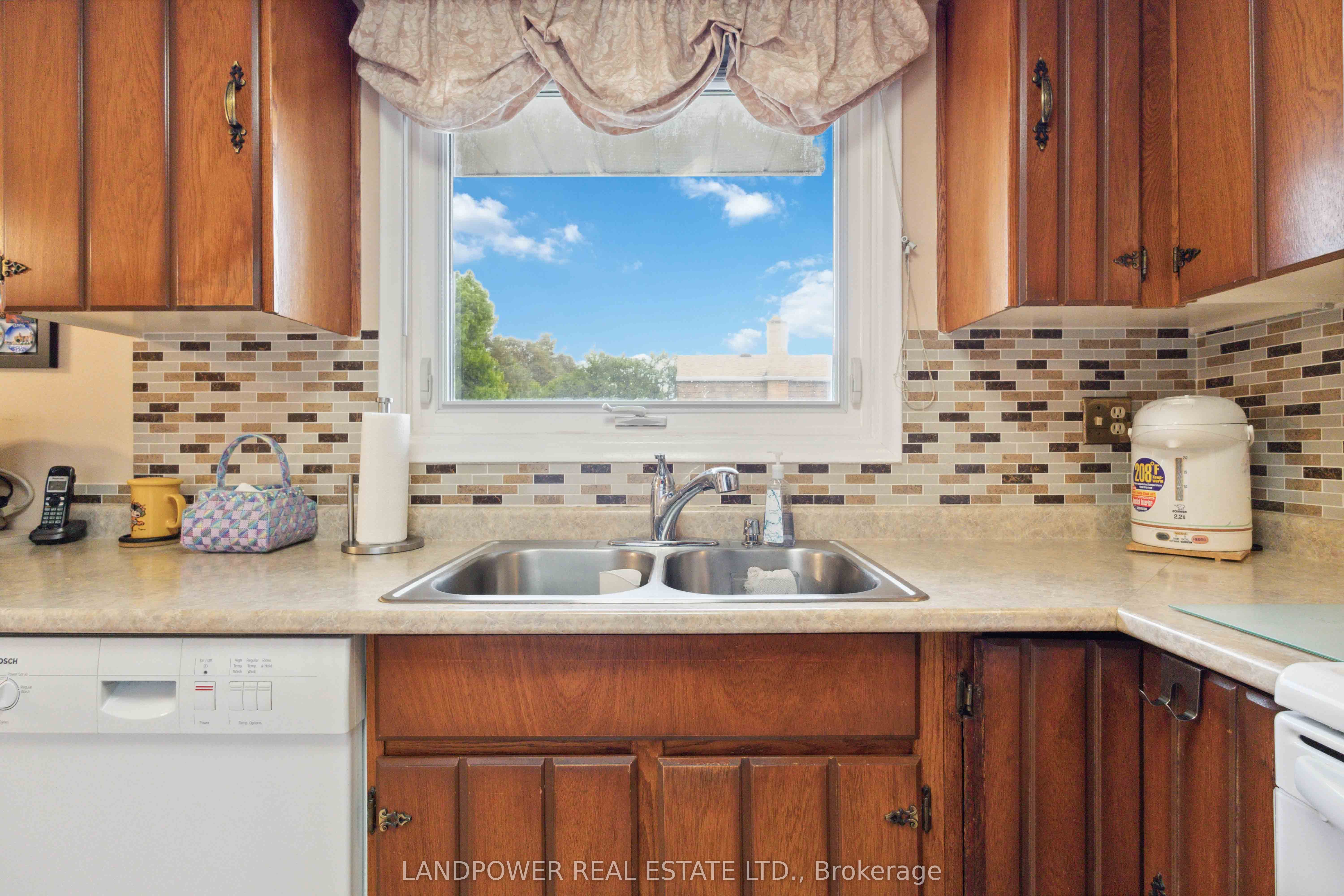 851 Huntingwood Drive